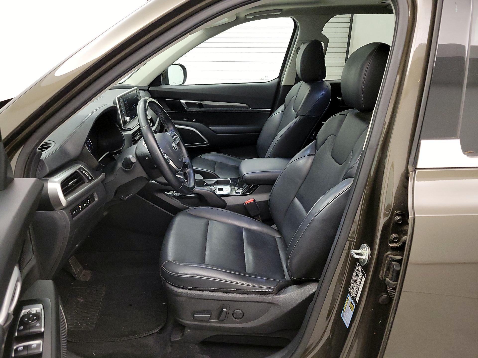 Thumbnail: 2021 Kia Telluride - 11