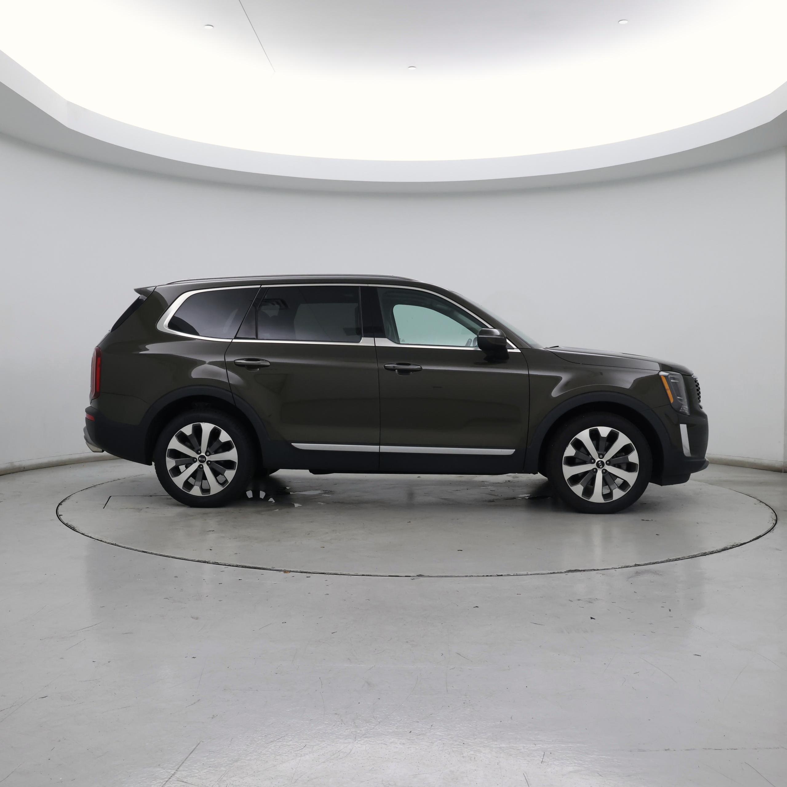 Thumbnail: 2021 Kia Telluride - 7