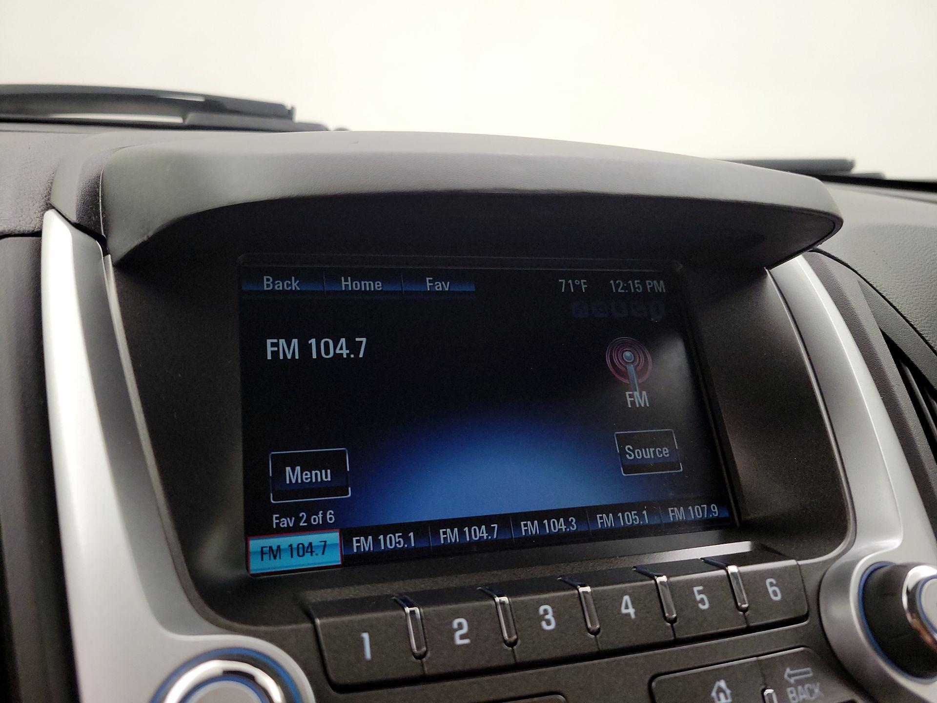 Thumbnail: 2015 Chevrolet Equinox - 15