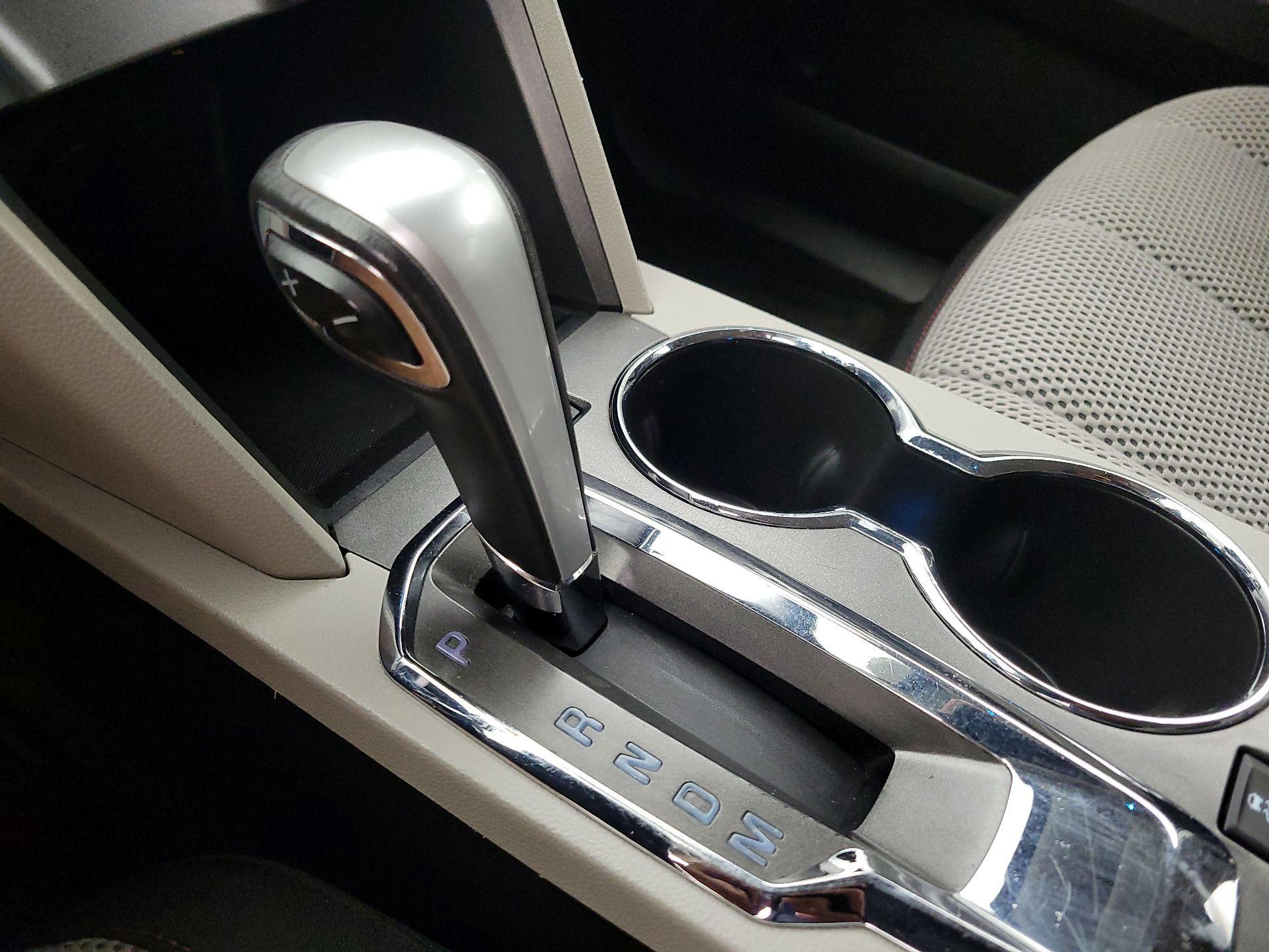 Thumbnail: 2015 Chevrolet Equinox - 17