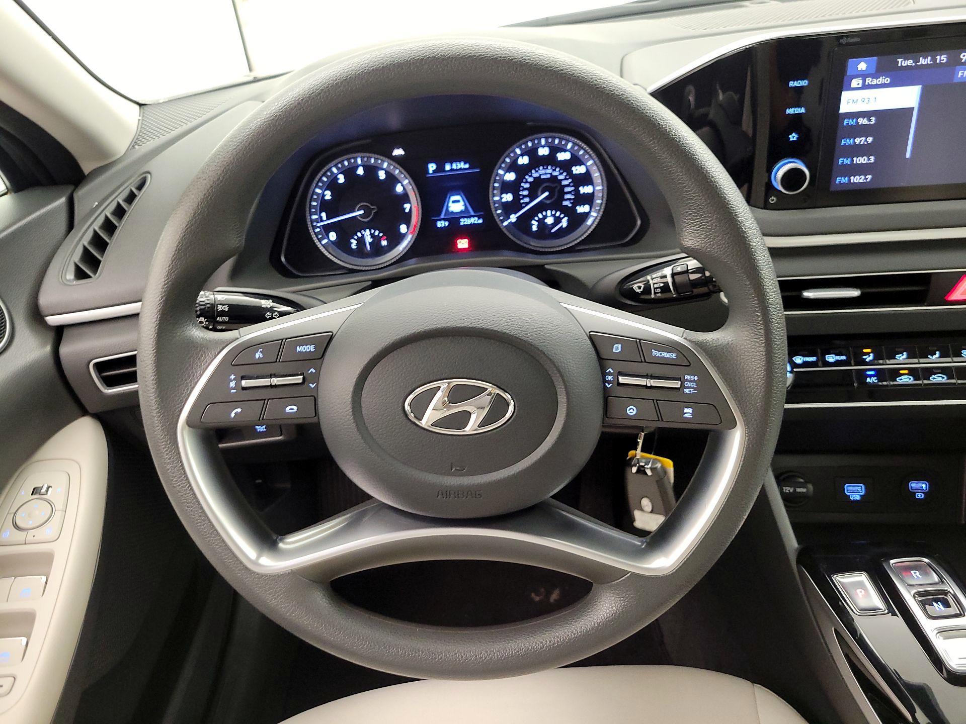 Thumbnail: 2022 Hyundai Sonata - 10