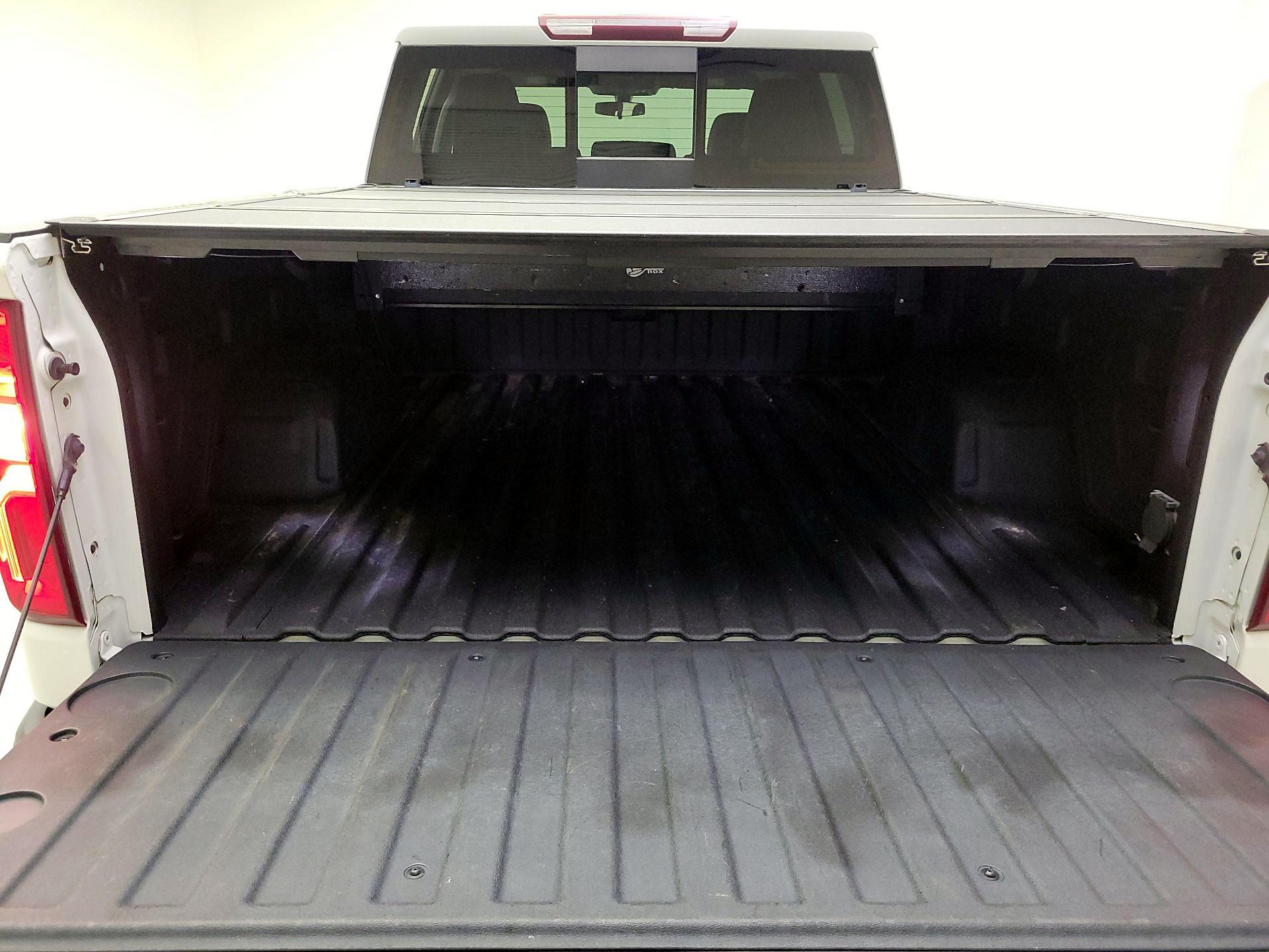 Thumbnail: 2021 Chevrolet Silverado 1500 - 20
