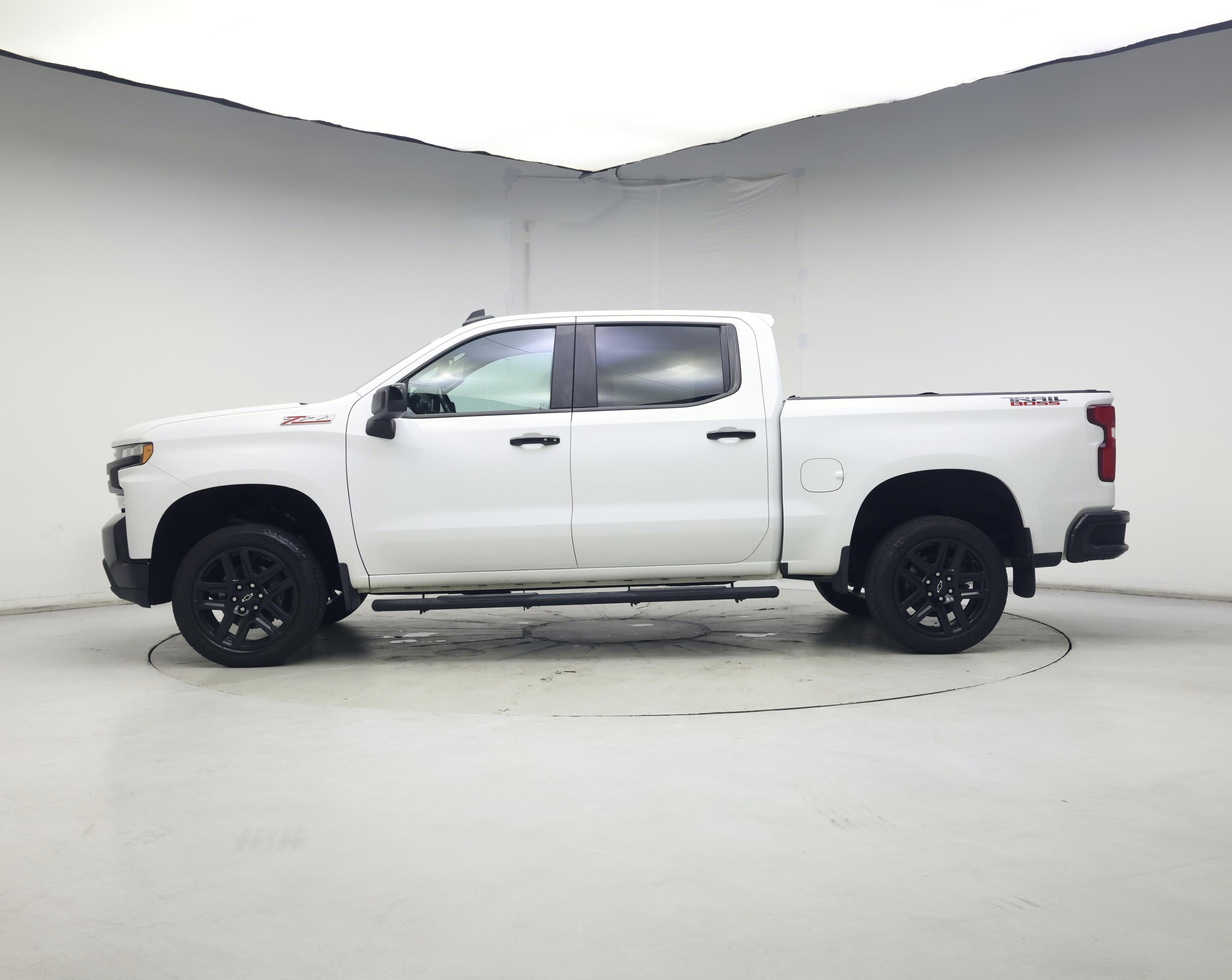 Thumbnail: 2021 Chevrolet Silverado 1500 - 3