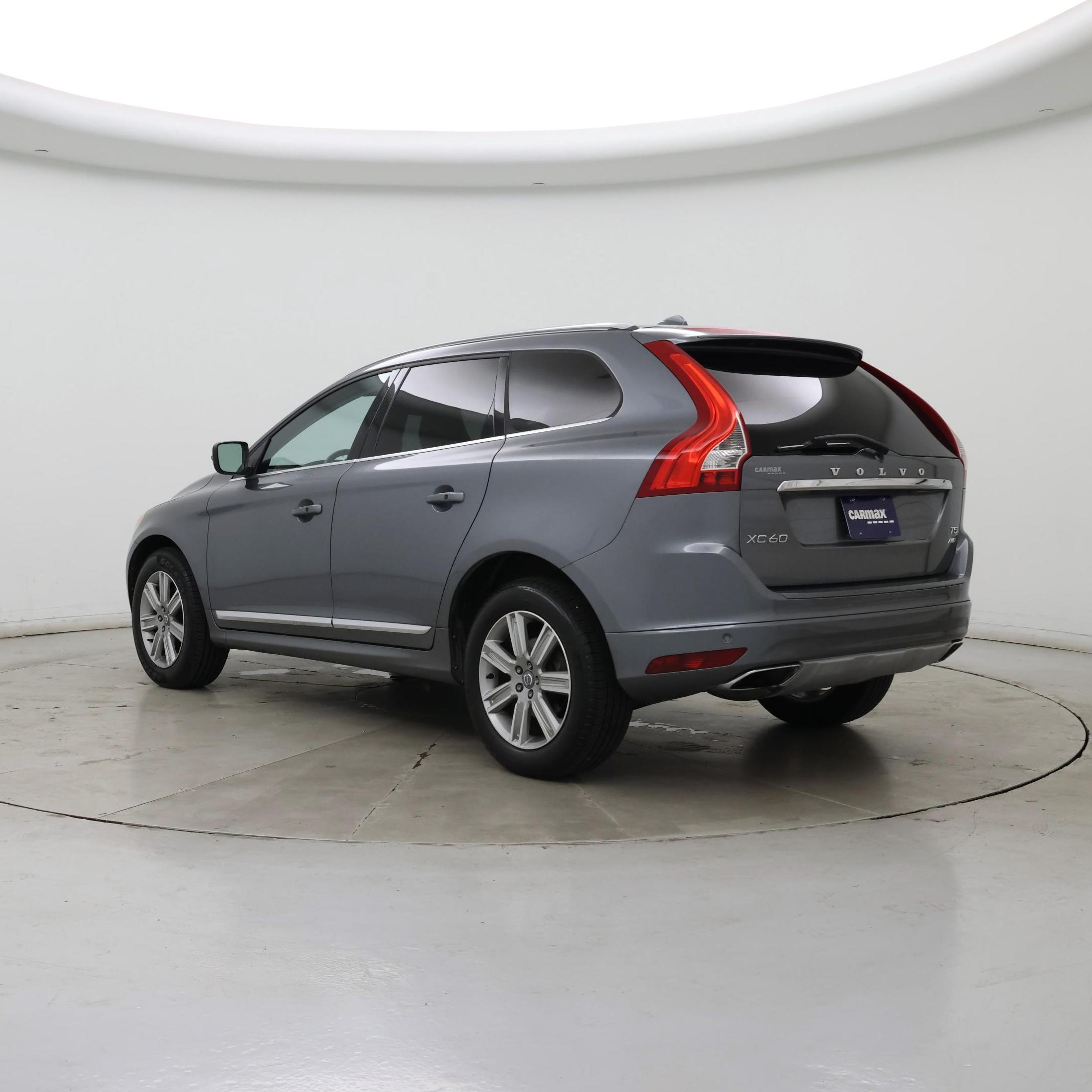 Thumbnail: 2017 Volvo XC60 - 2