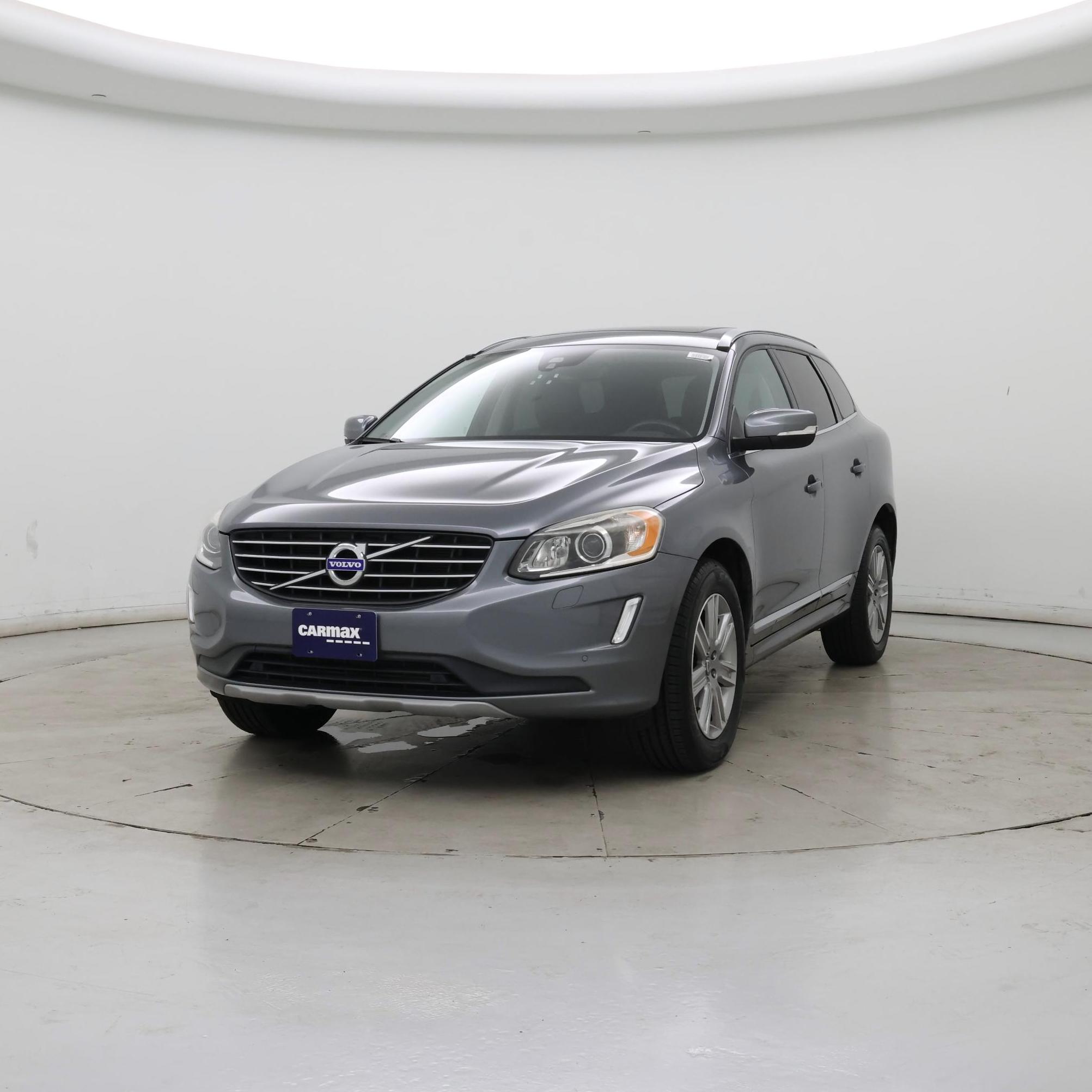 Thumbnail: 2017 Volvo XC60 - 4