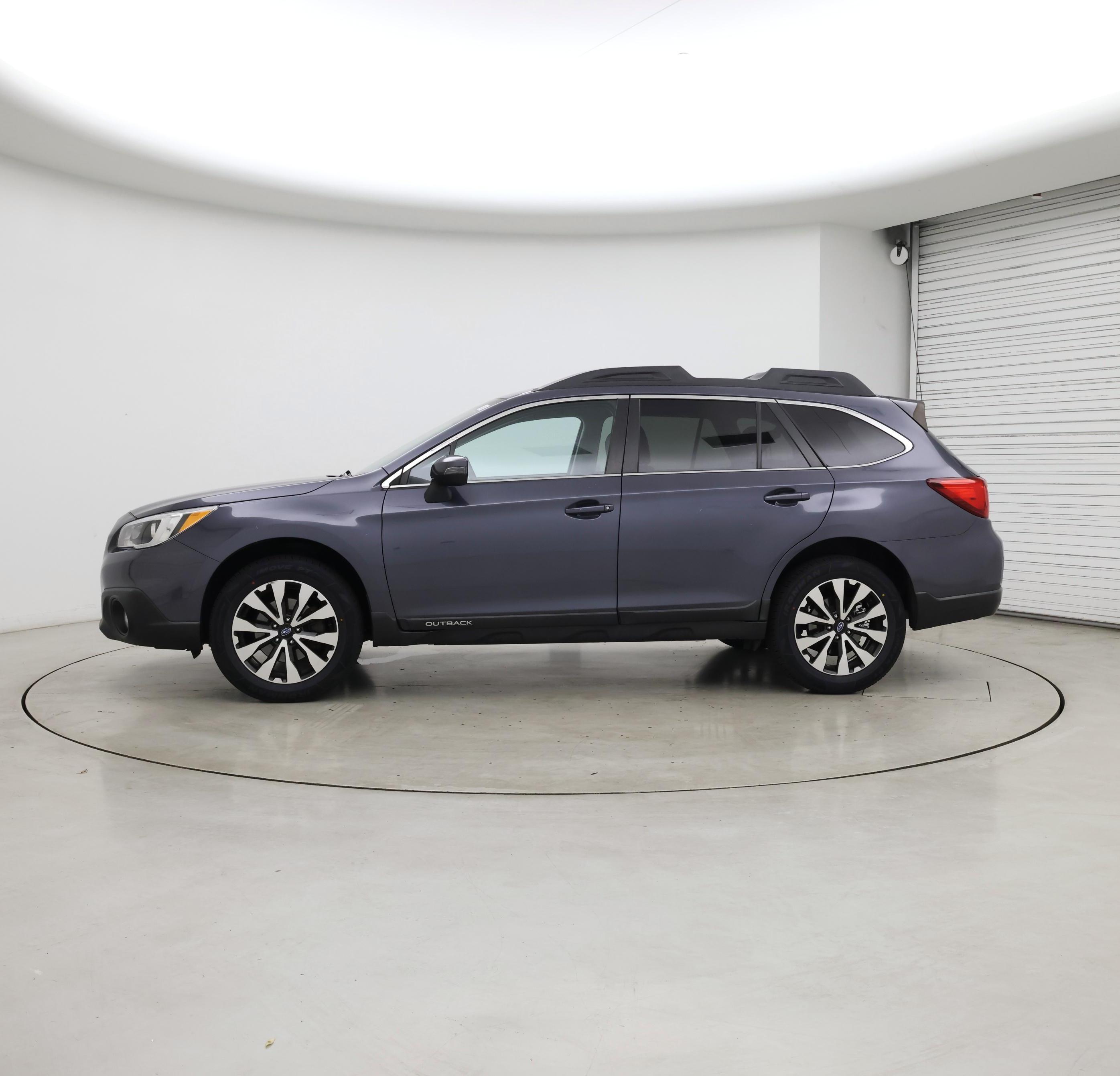 Thumbnail: 2016 Subaru Outback - 3