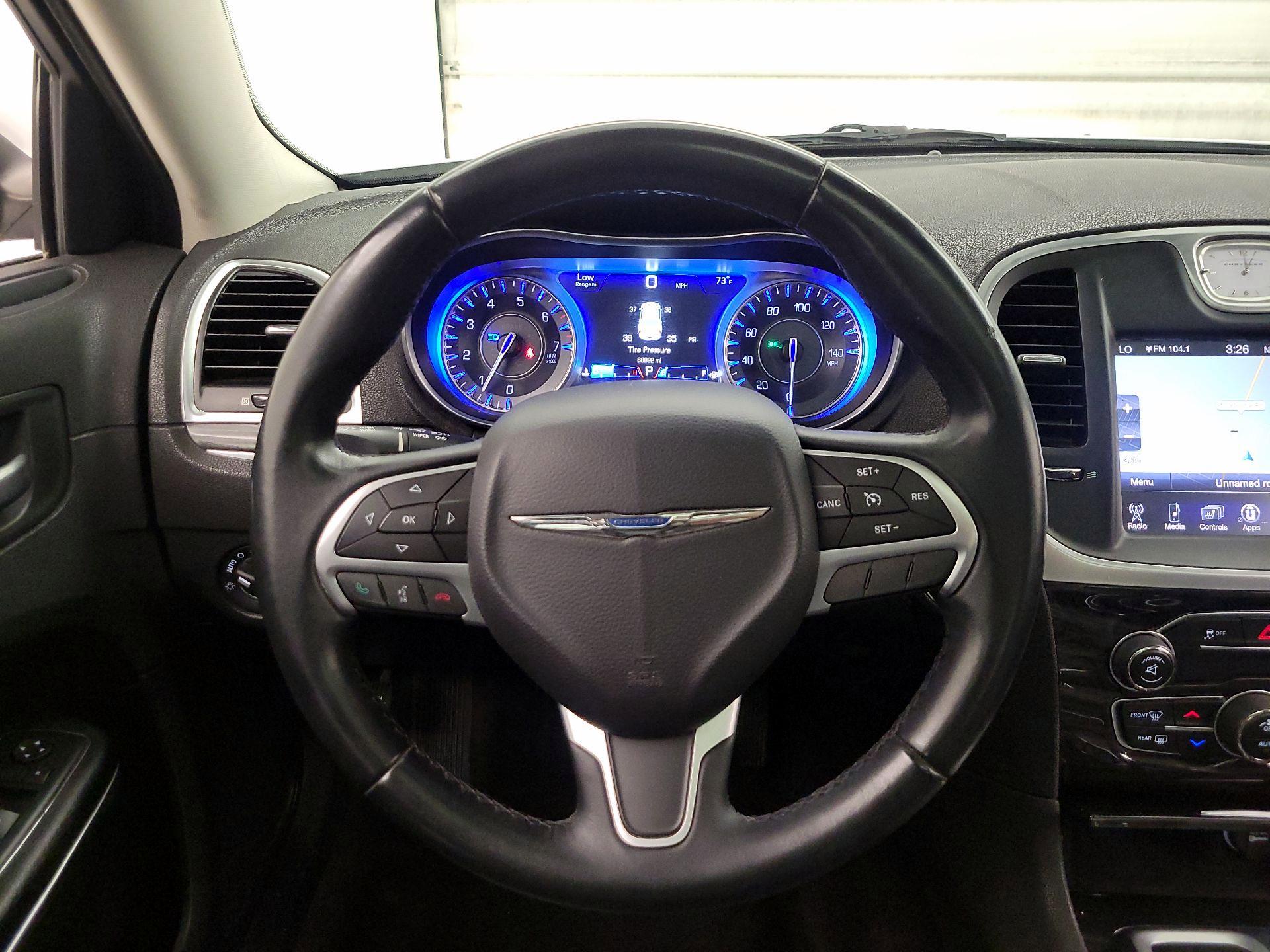 Thumbnail: 2016 Chrysler 300 - 10