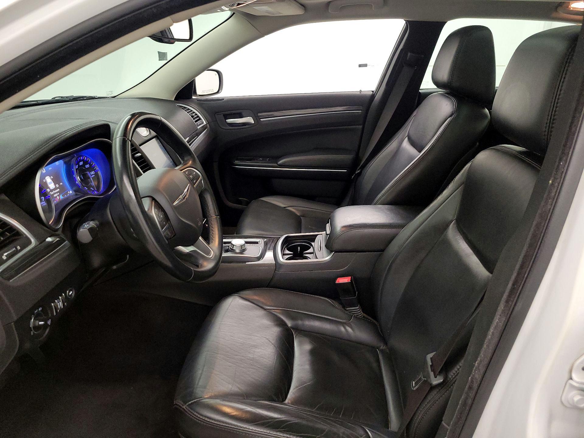 Thumbnail: 2016 Chrysler 300 - 11