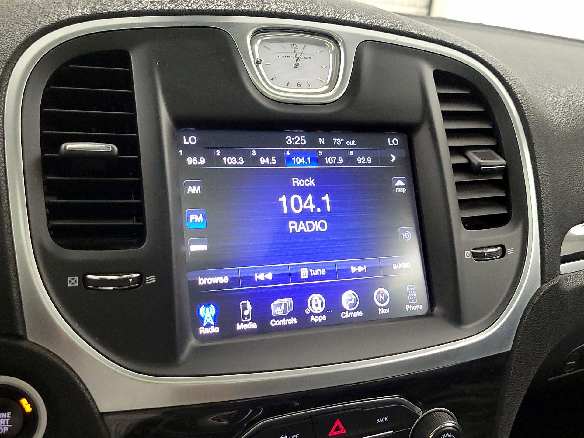 Thumbnail: 2016 Chrysler 300 - 16