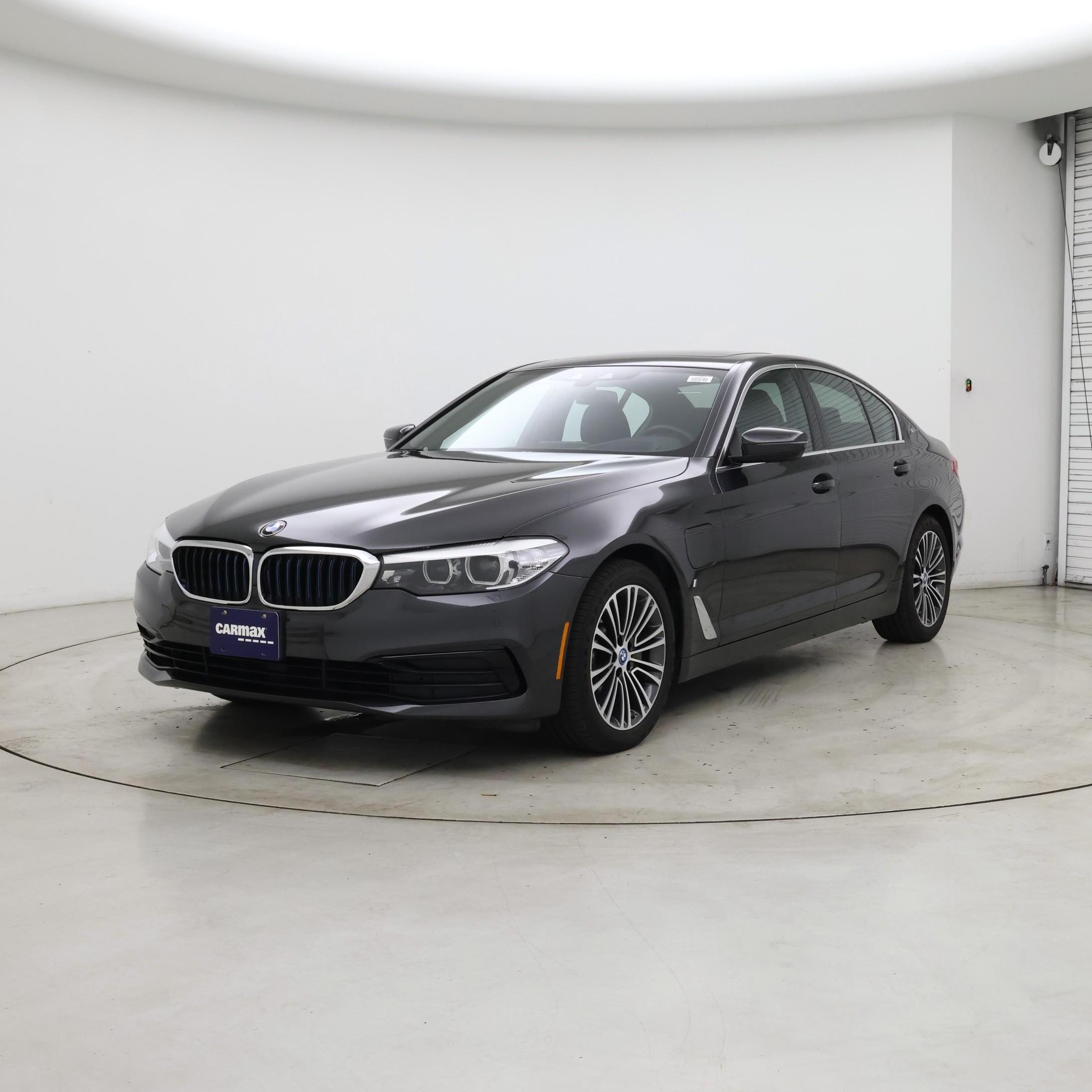 Thumbnail: 2019 BMW 5 Series - 4