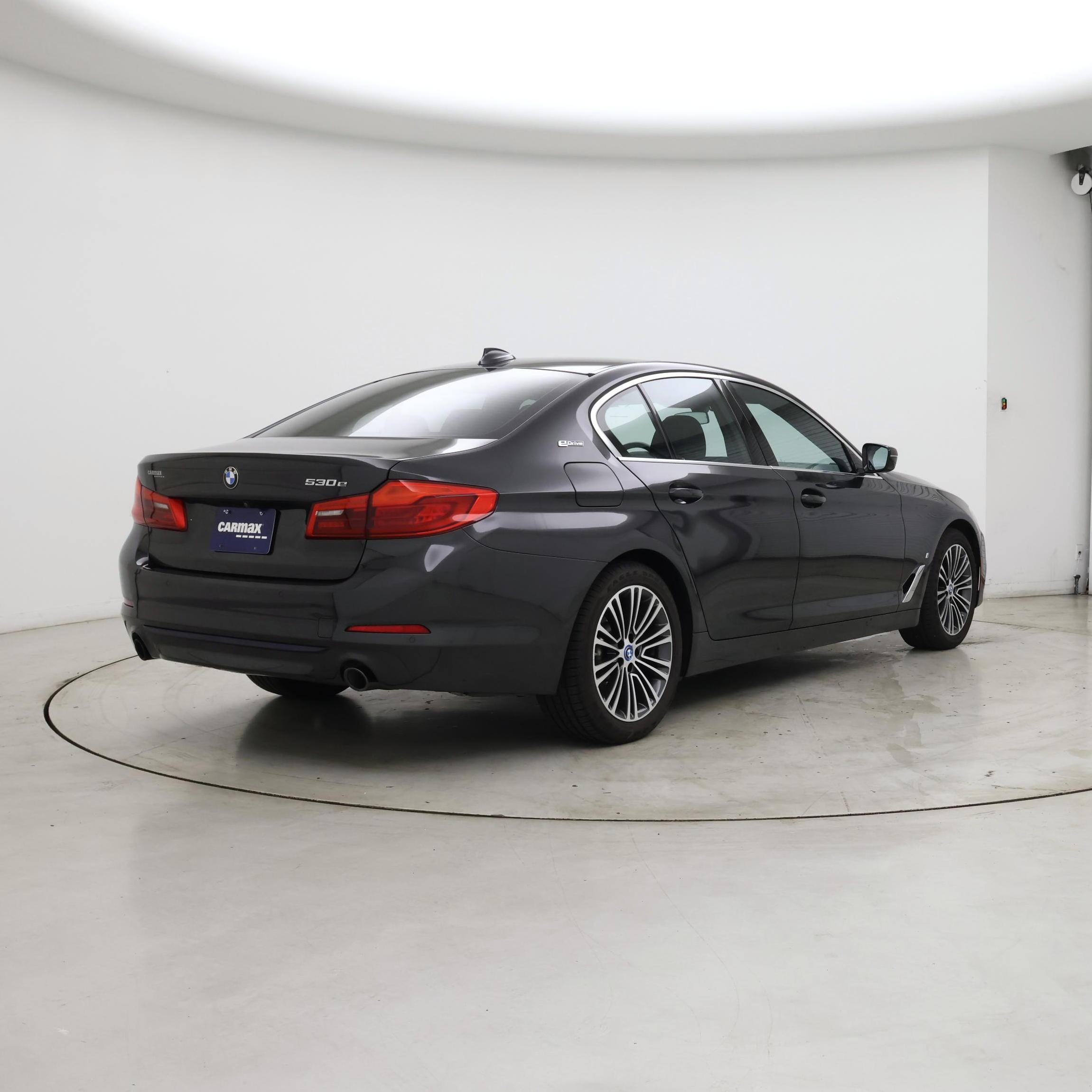 Thumbnail: 2019 BMW 5 Series - 8