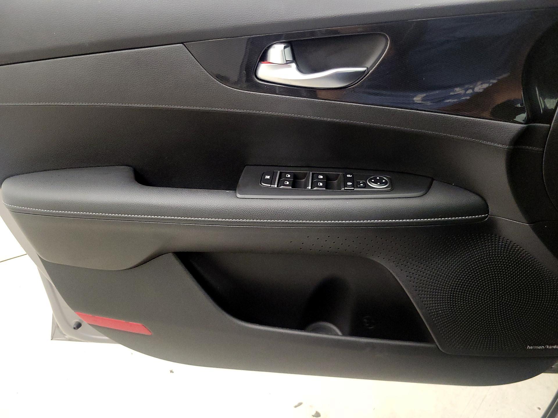 Thumbnail: 2023 Kia Forte - 12