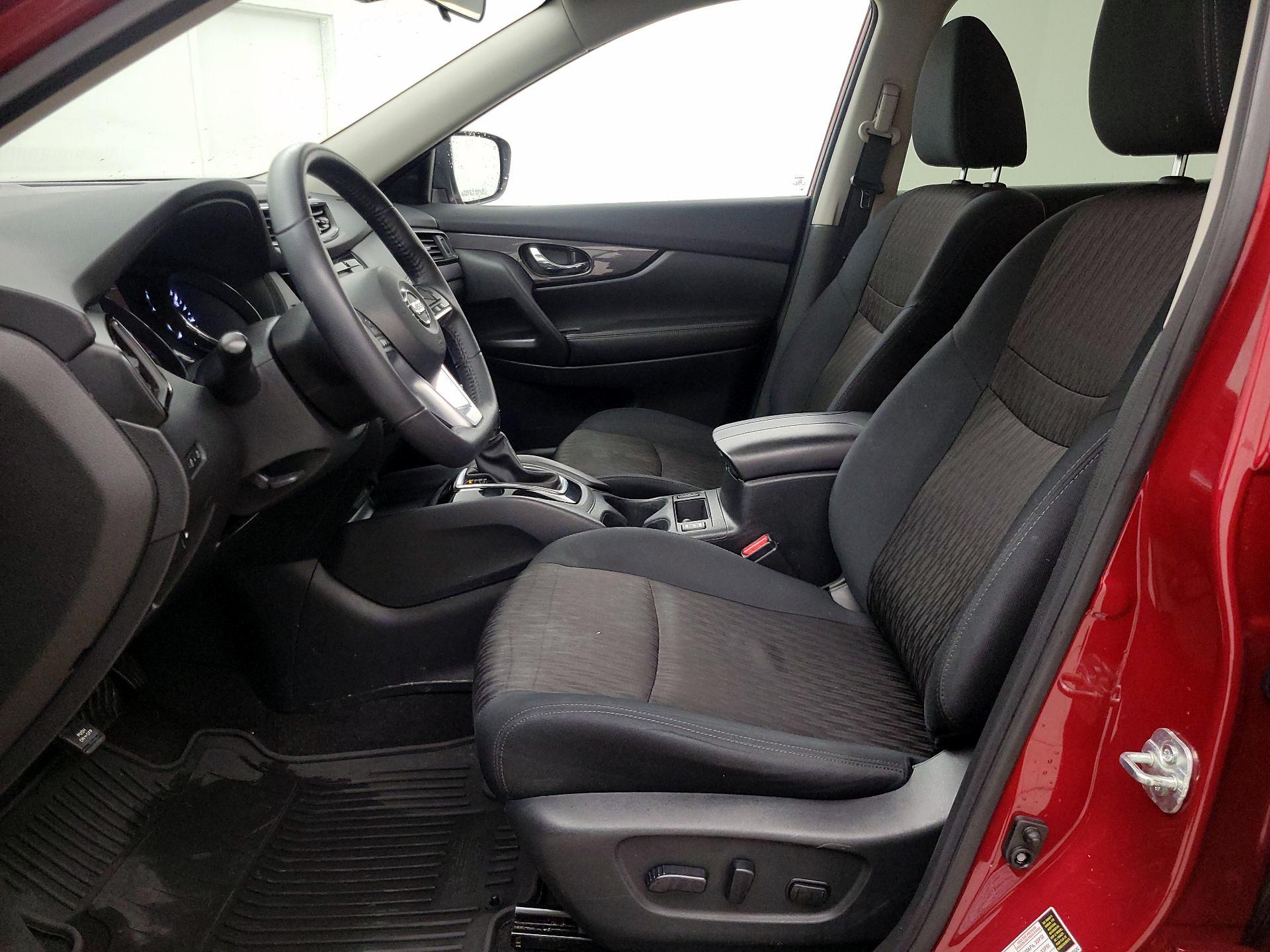 Thumbnail: 2019 Nissan Rogue - 11