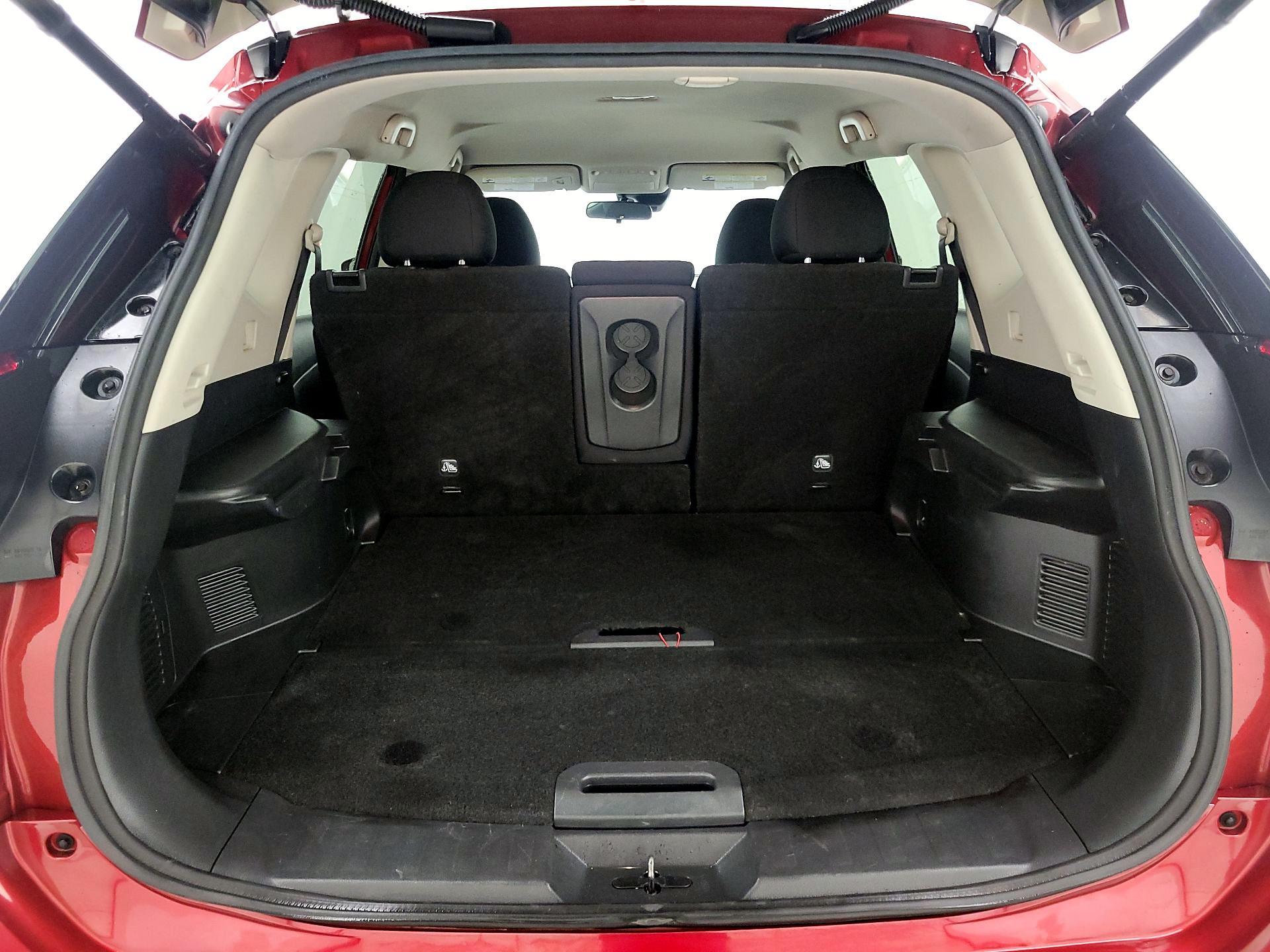 Thumbnail: 2019 Nissan Rogue - 20