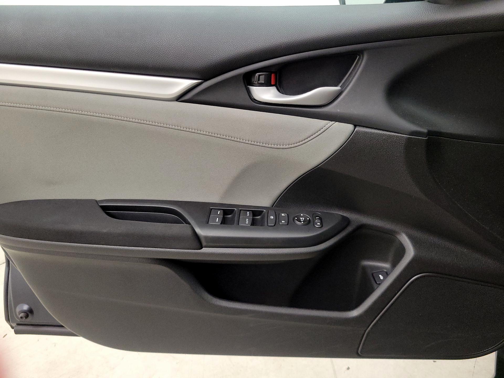 Thumbnail: 2020 Honda Civic - 12