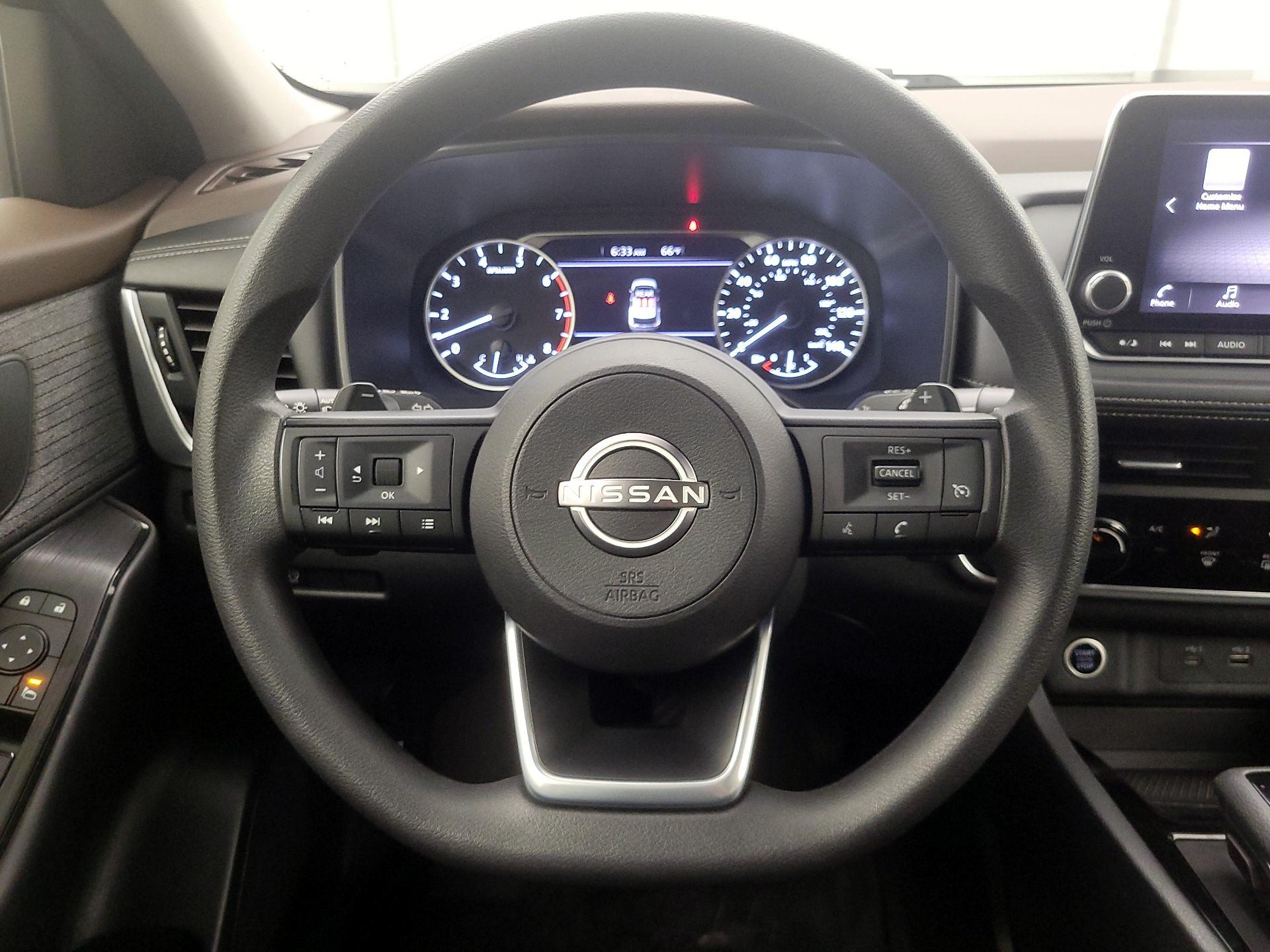Thumbnail: 2023 Nissan Rogue - 10