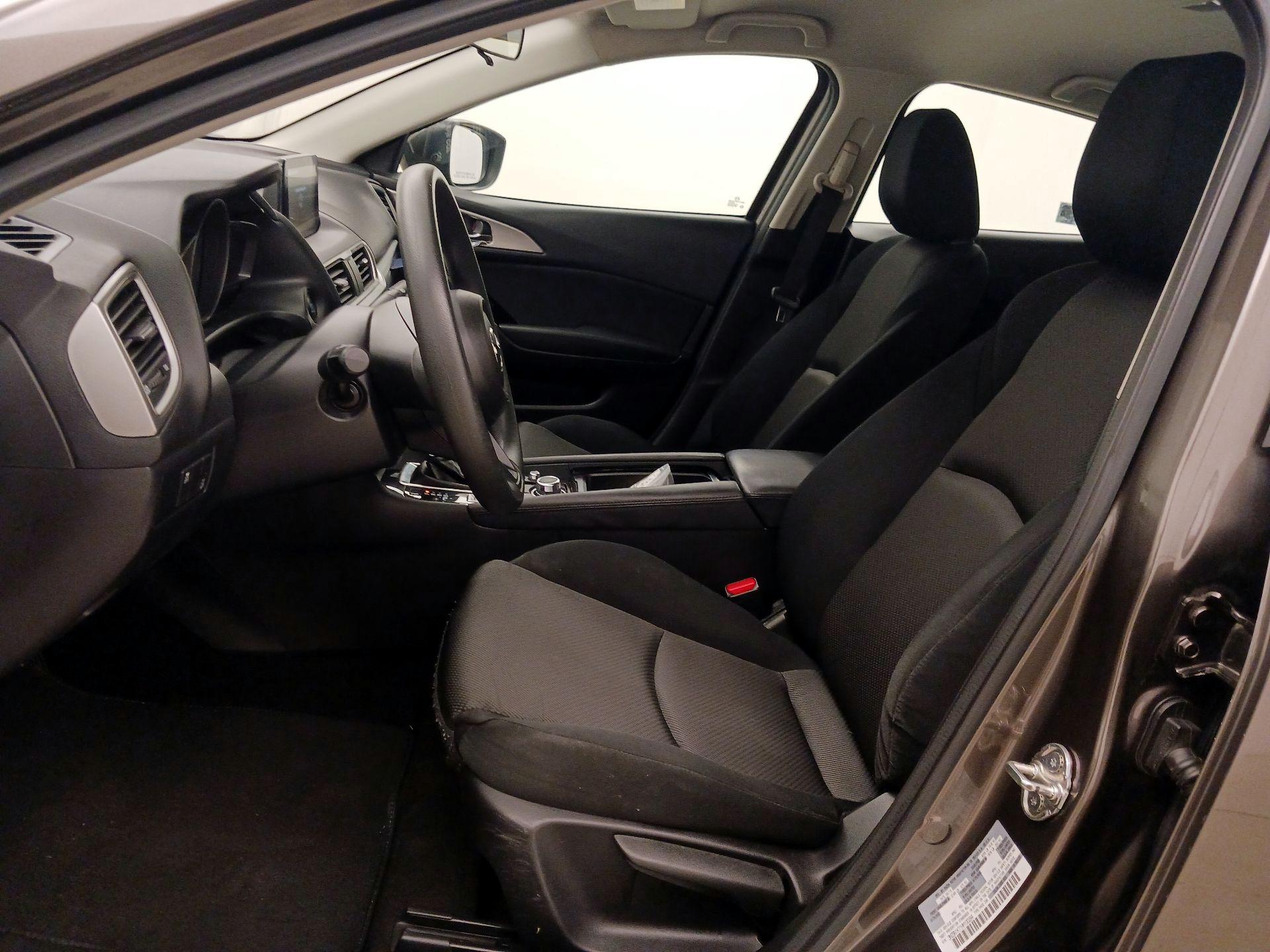 Thumbnail: 2017 Mazda Mazda3 - 11