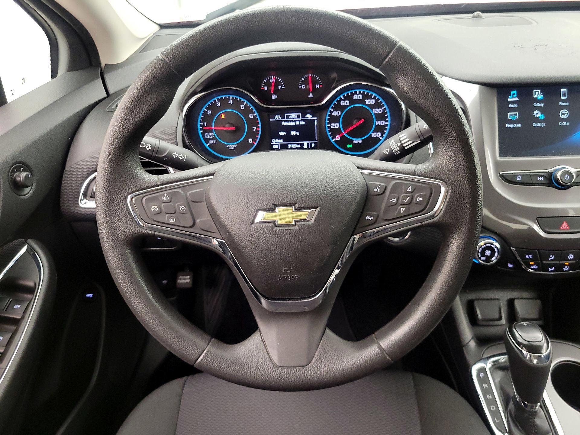 Thumbnail: 2017 Chevrolet Cruze - 10