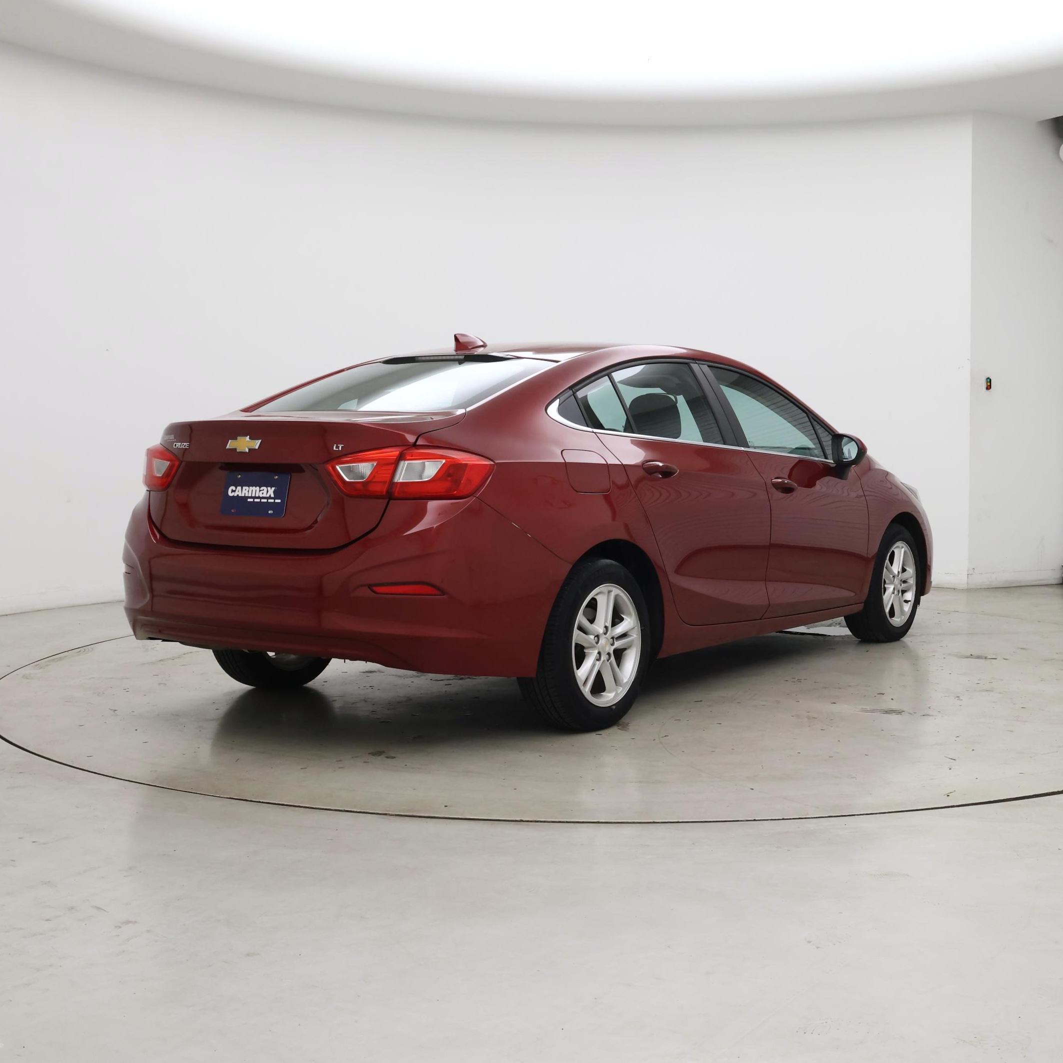 Thumbnail: 2017 Chevrolet Cruze - 8