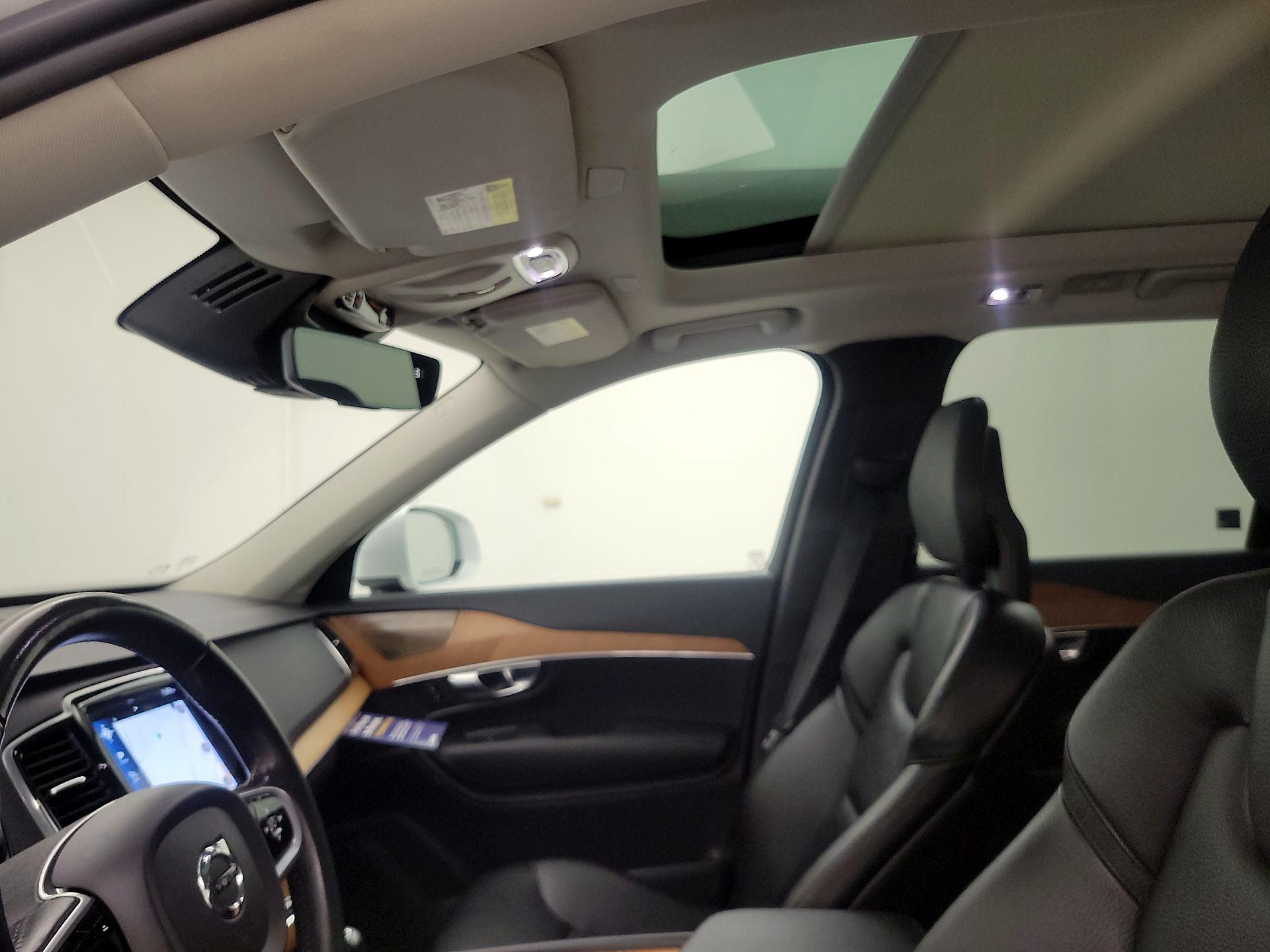 Thumbnail: 2021 Volvo XC90 - 20