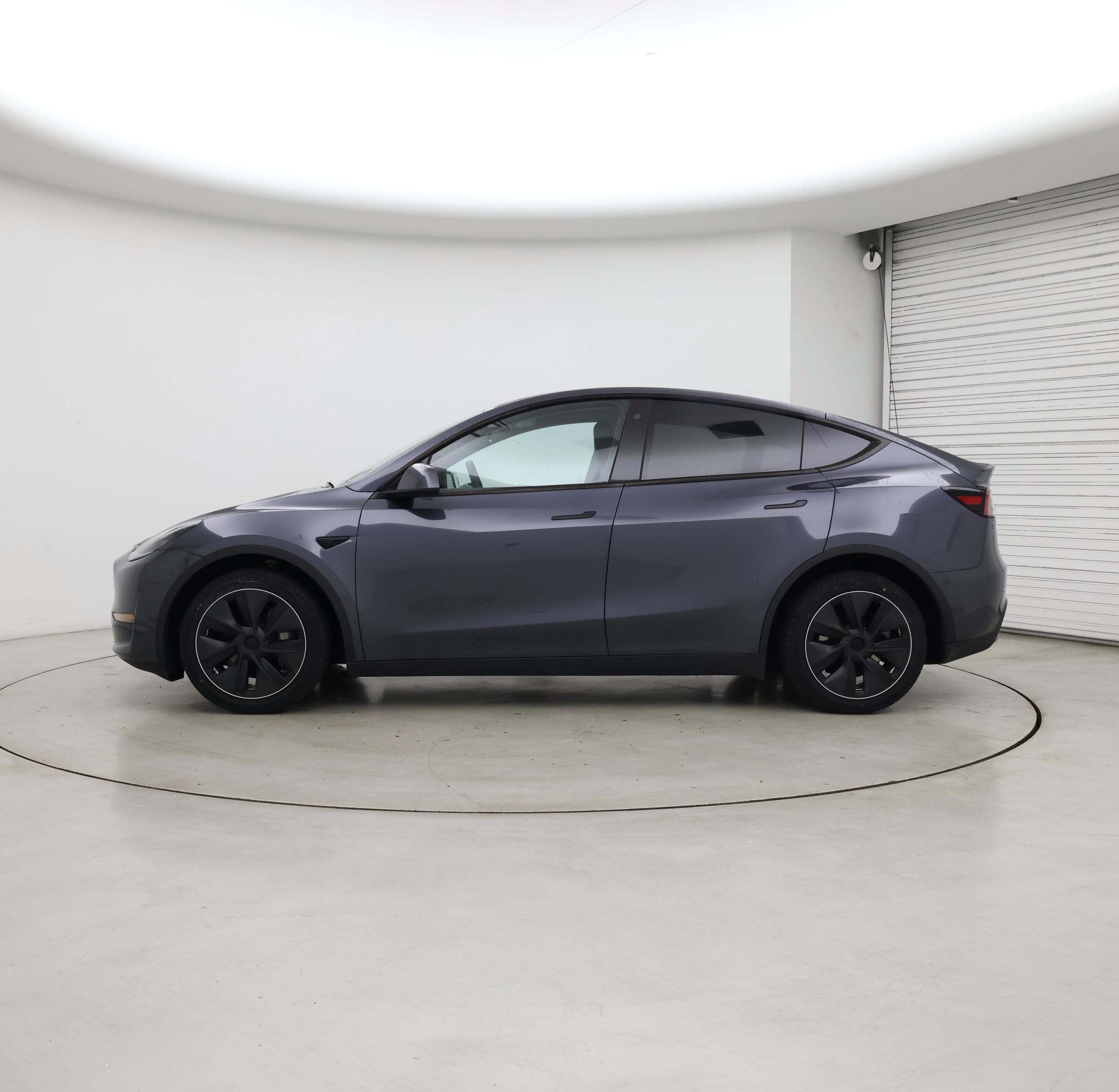 Thumbnail: 2023 Tesla Model Y - 3