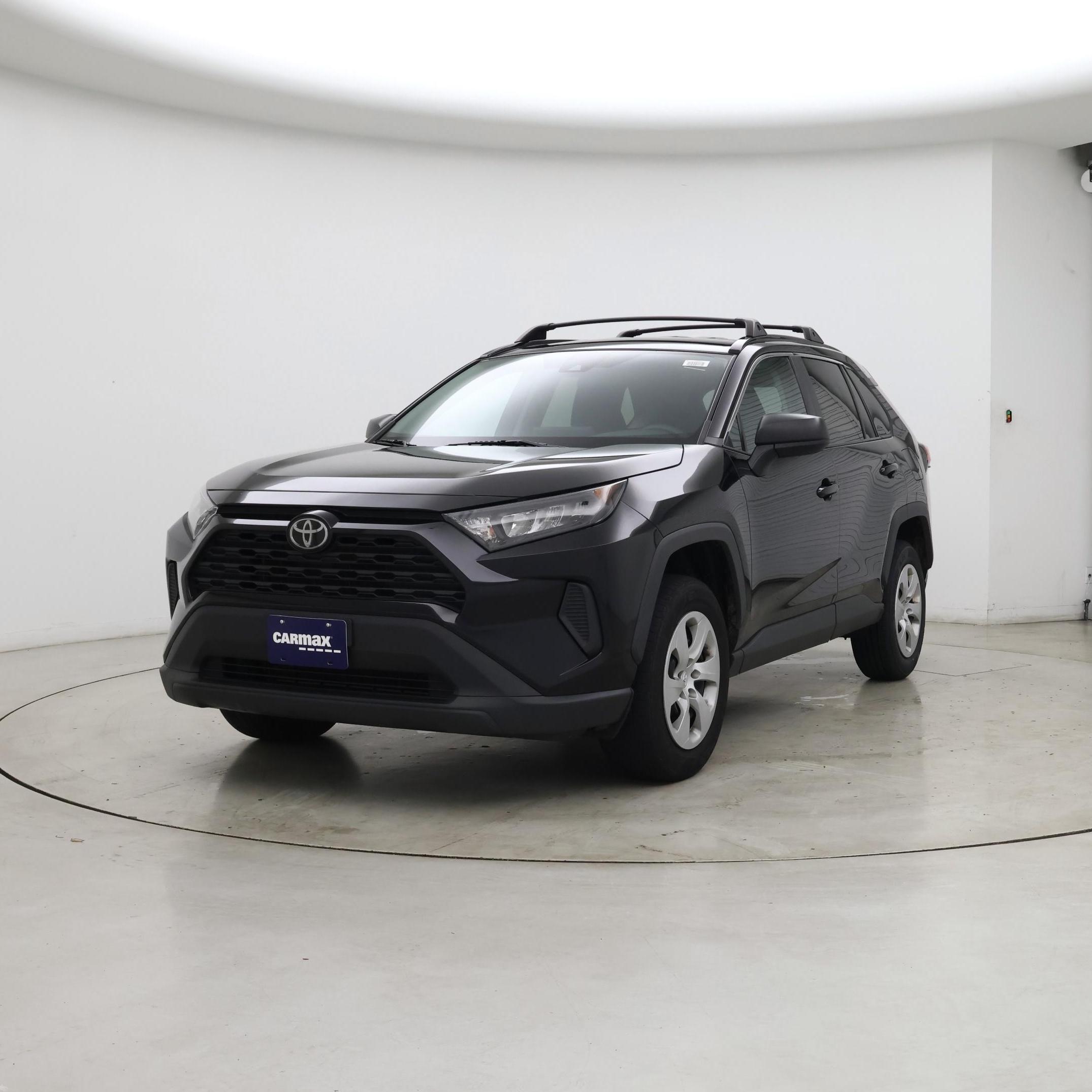 Thumbnail: 2021 Toyota RAV4 - 4