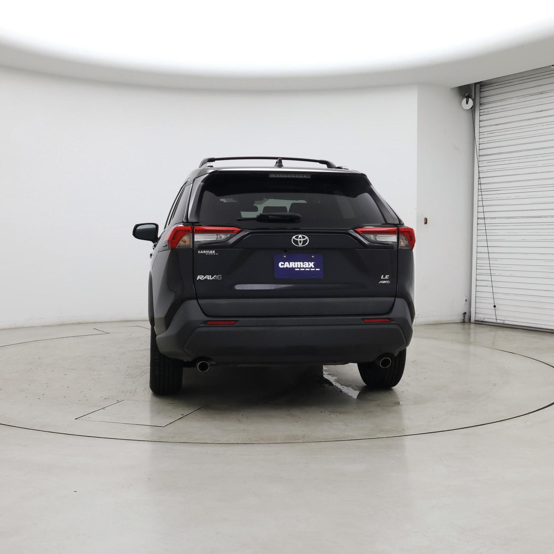 Thumbnail: 2021 Toyota RAV4 - 6