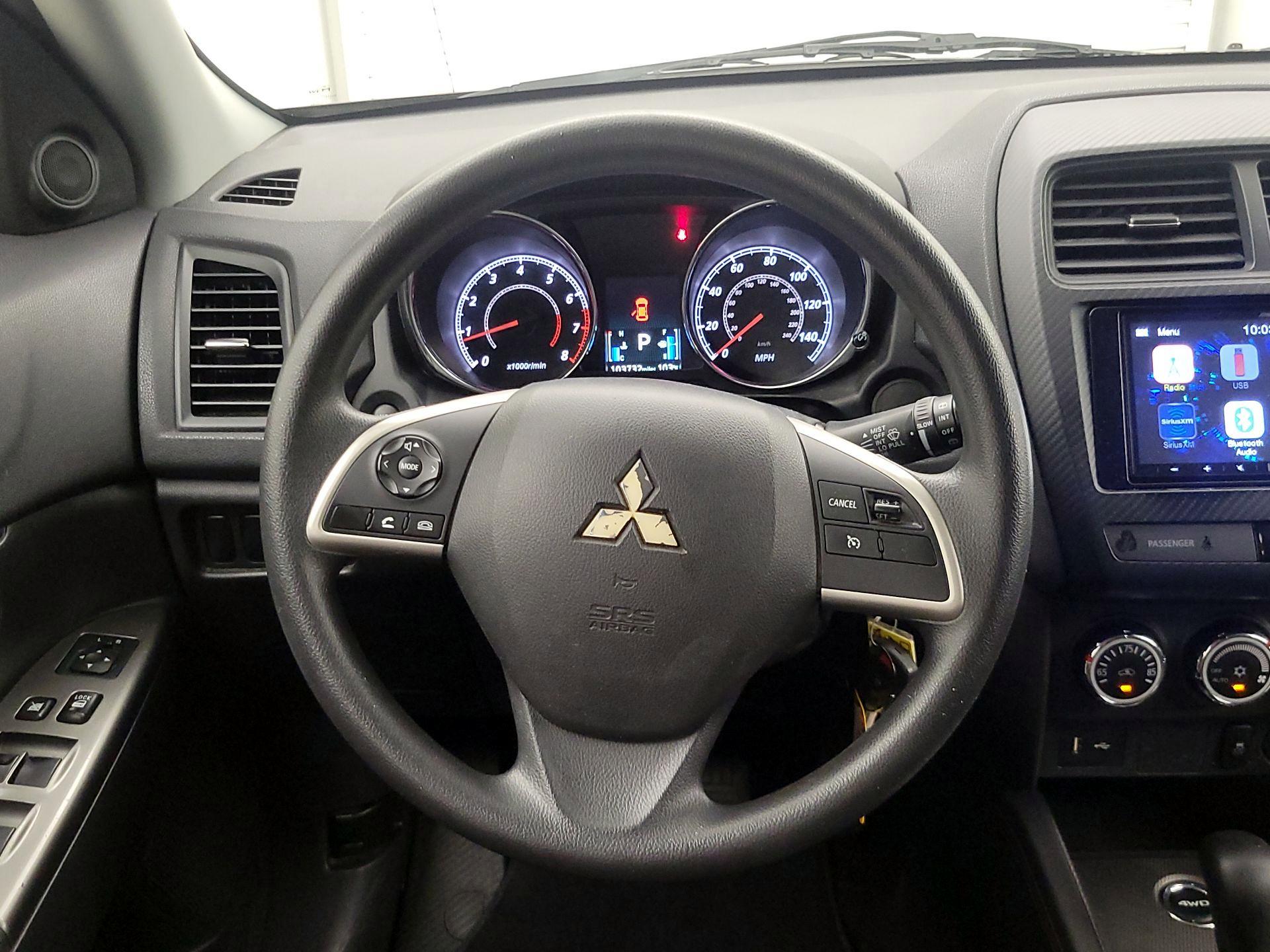 Thumbnail: 2019 Mitsubishi Outlander Sport - 10