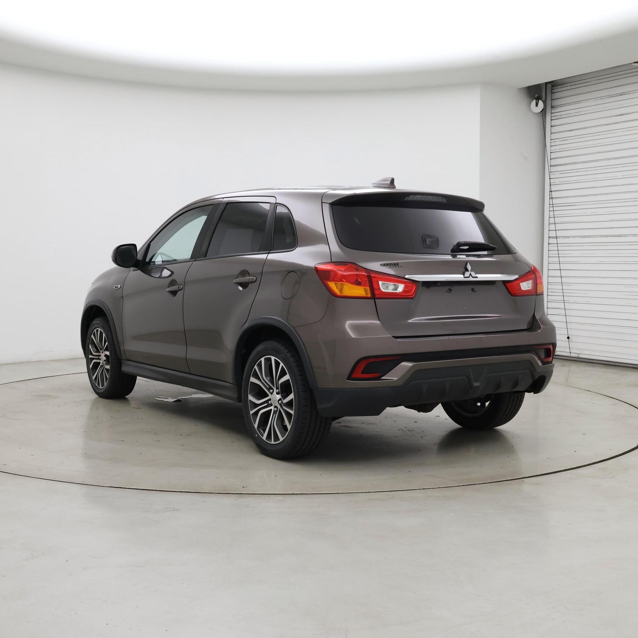 Thumbnail: 2019 Mitsubishi Outlander Sport - 2