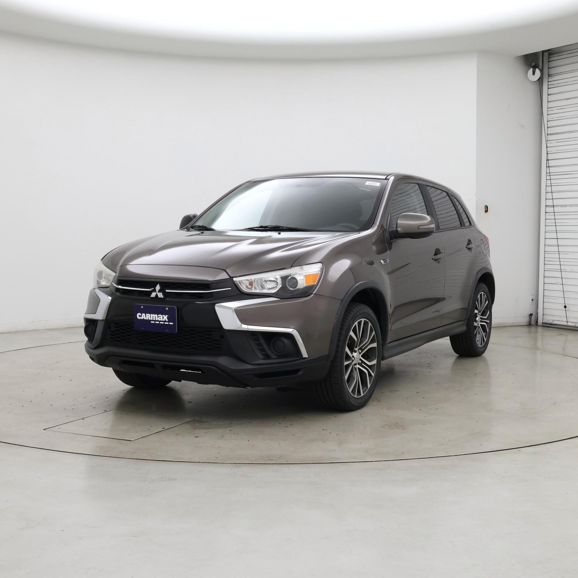Thumbnail: 2019 Mitsubishi Outlander Sport - 4