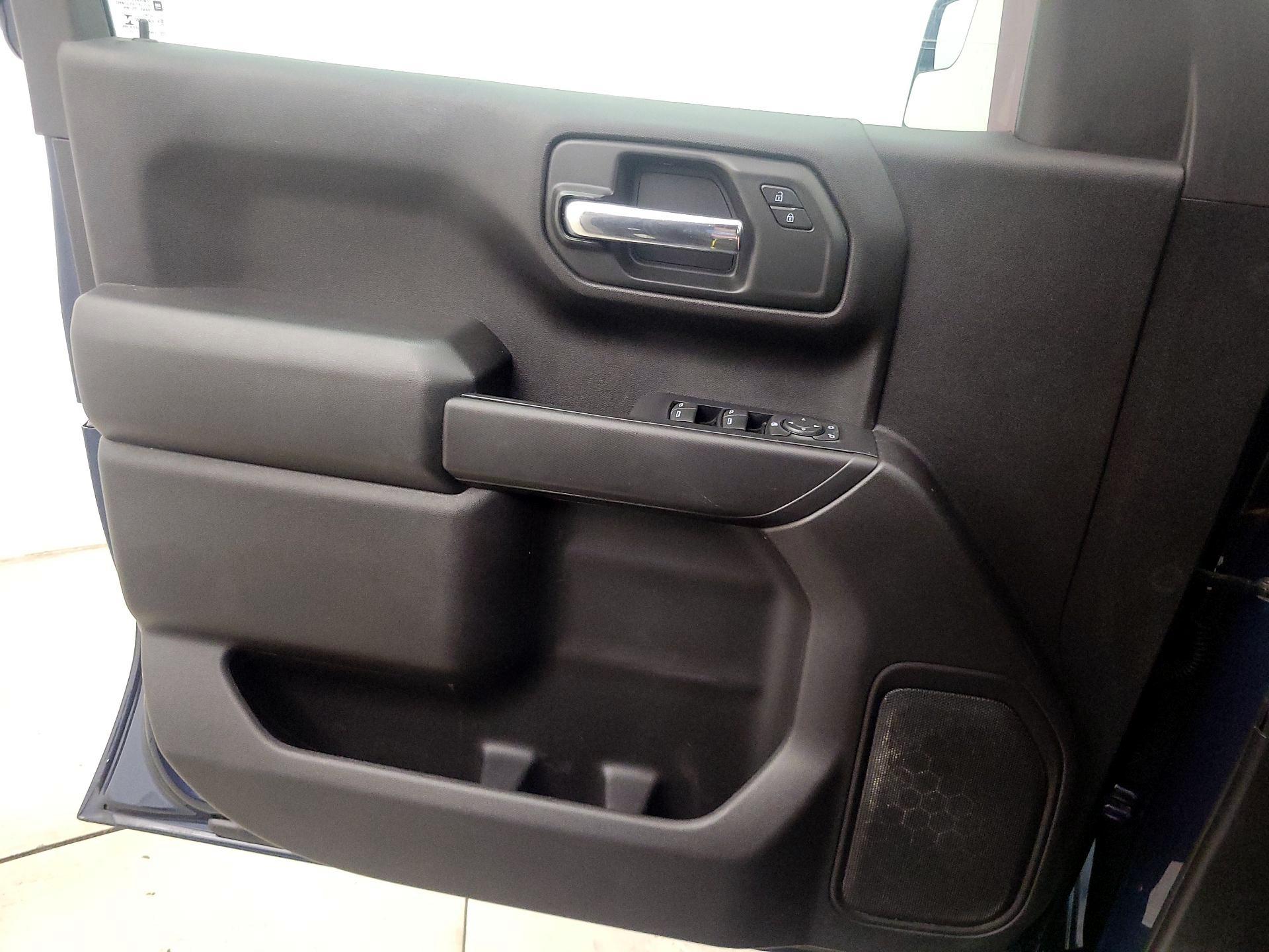 Thumbnail: 2020 Chevrolet Silverado 1500 - 12