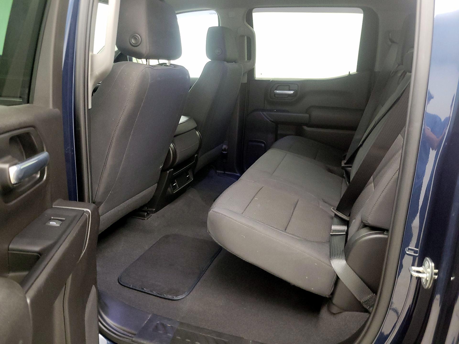 Thumbnail: 2020 Chevrolet Silverado 1500 - 19