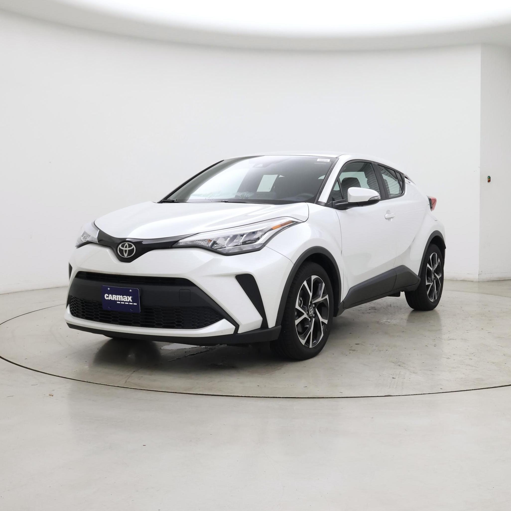 Thumbnail: 2022 Toyota C-HR - 4