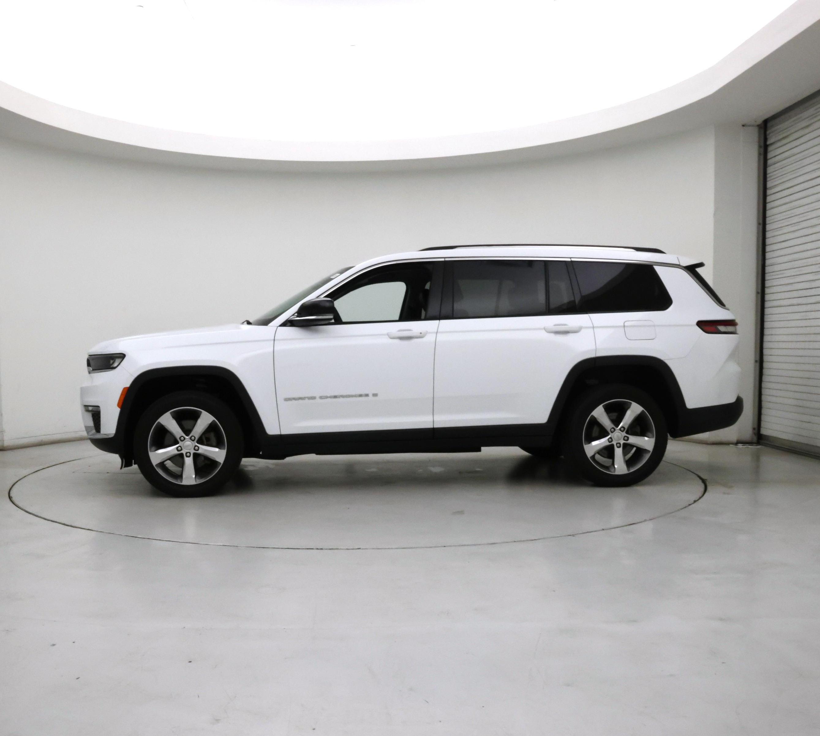 Thumbnail: 2023 Jeep Grand Cherokee L - 3