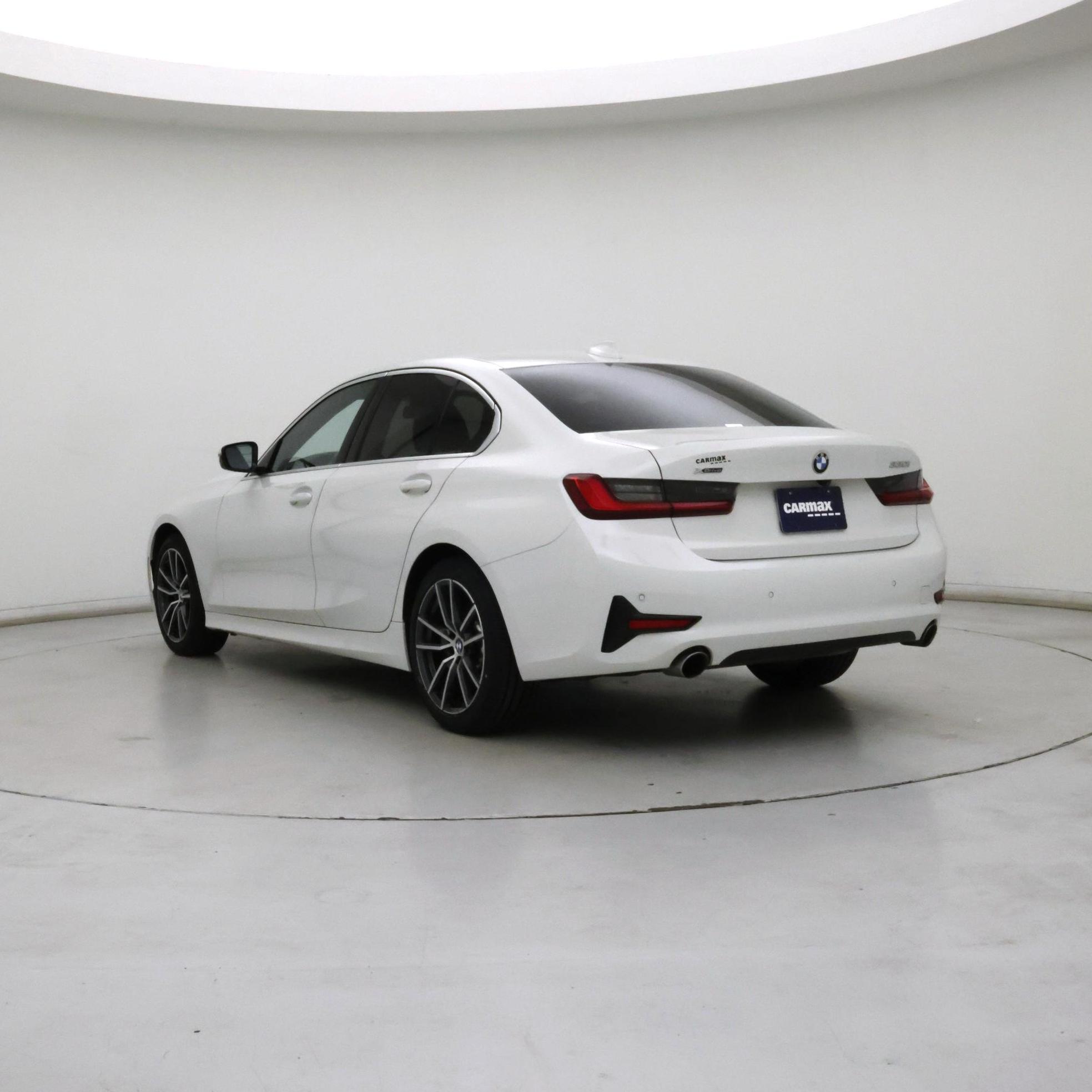 Thumbnail: 2019 BMW 3 Series - 2