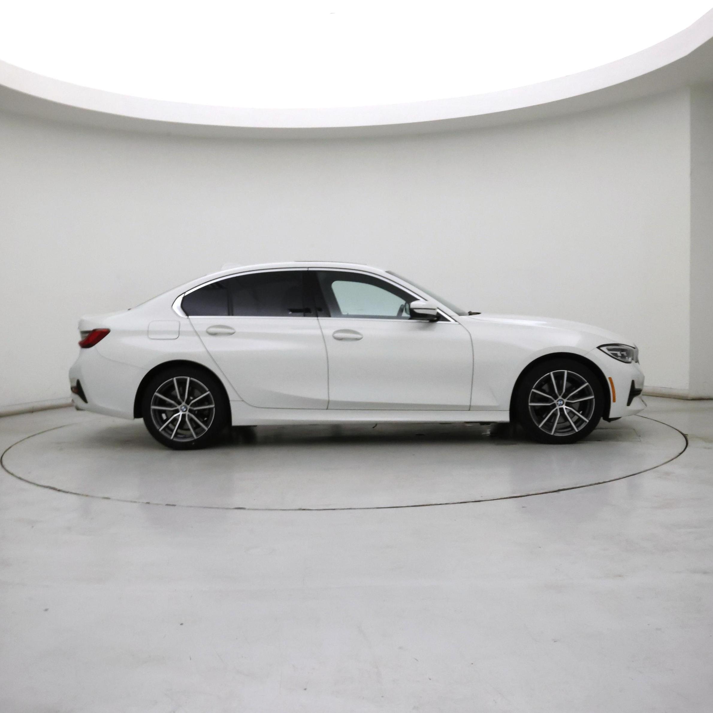 Thumbnail: 2019 BMW 3 Series - 7