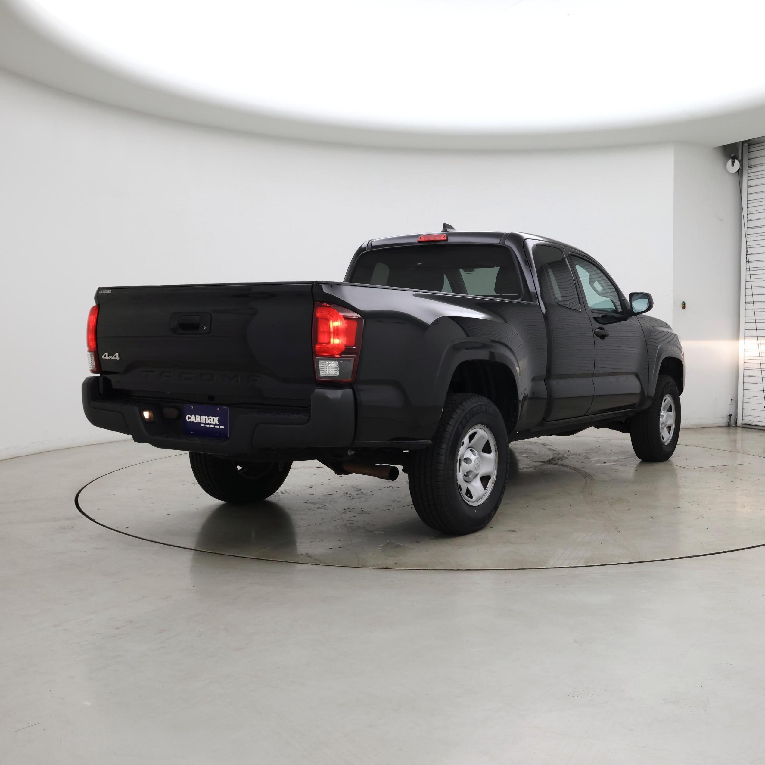 Thumbnail: 2020 Toyota Tacoma - 8