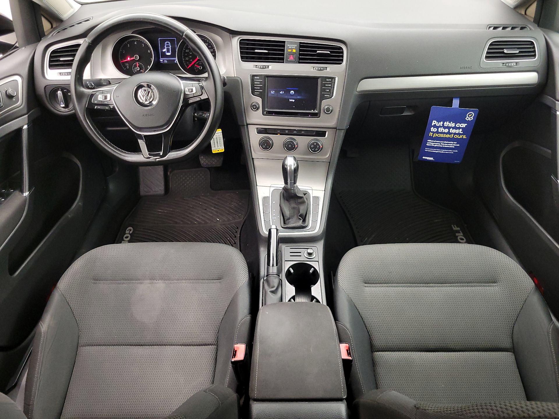 Thumbnail: 2017 Volkswagen Golf - 9