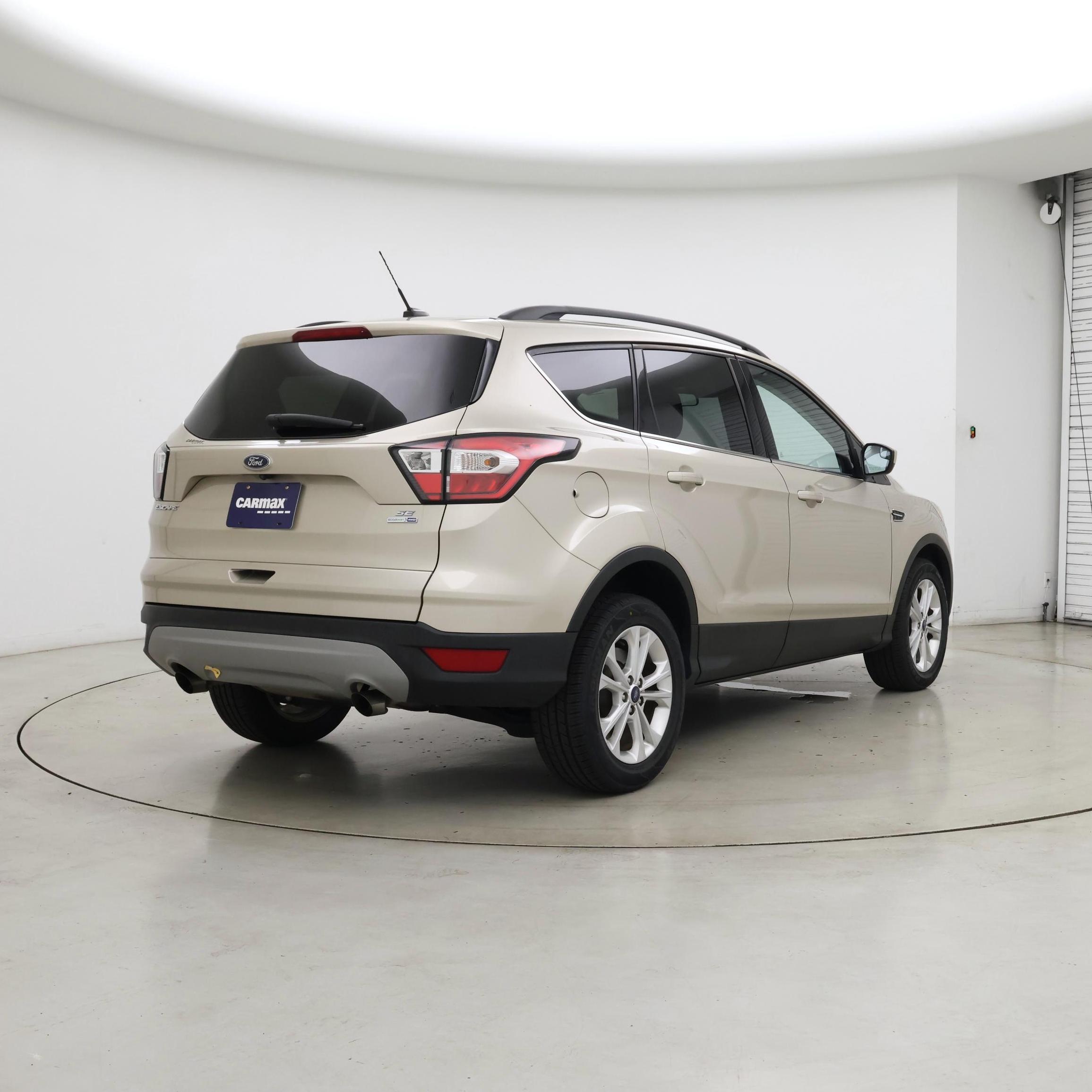 Thumbnail: 2018 Ford Escape - 8