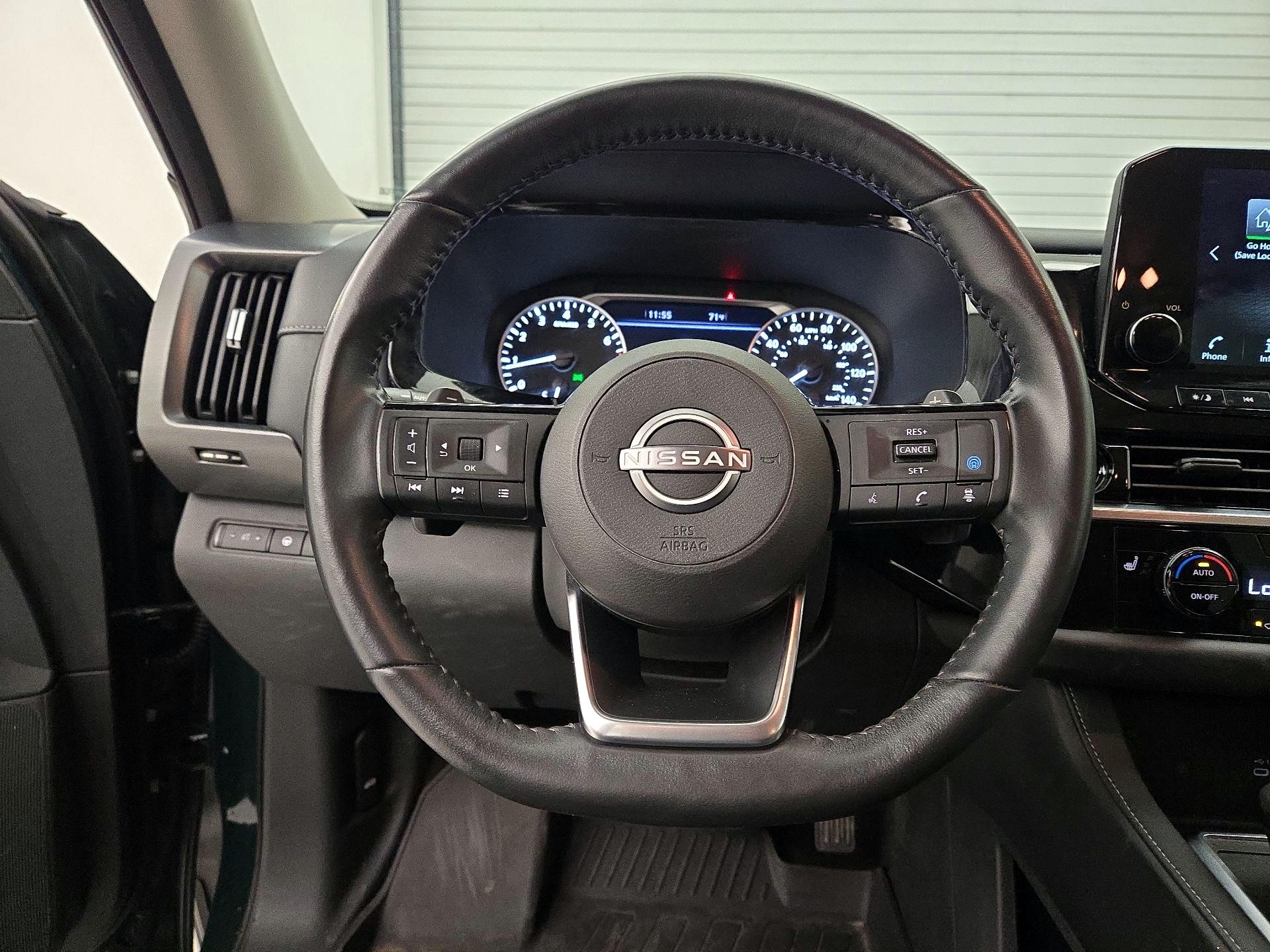 Thumbnail: 2023 Nissan Pathfinder - 10
