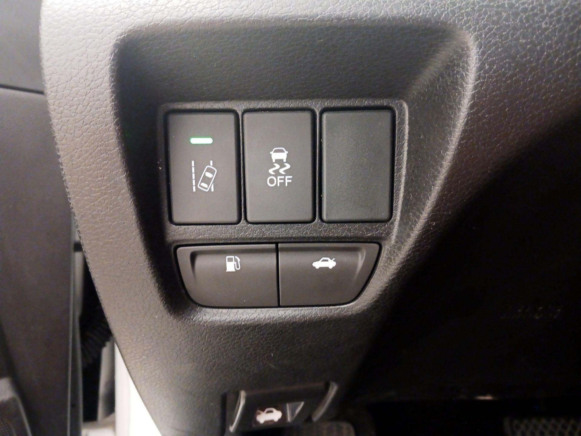 Thumbnail: 2015 Acura TLX - 13