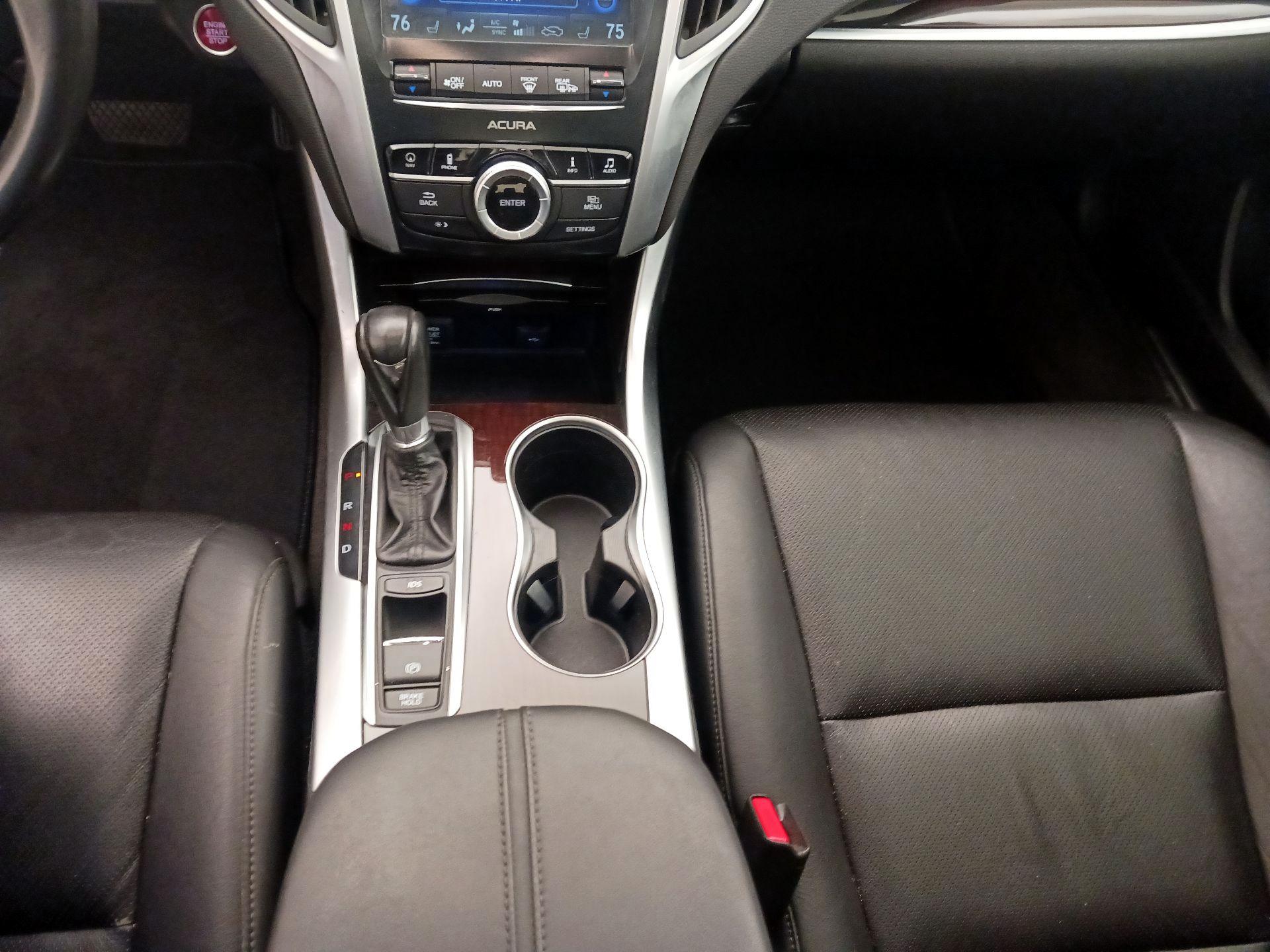 Thumbnail: 2015 Acura TLX - 18