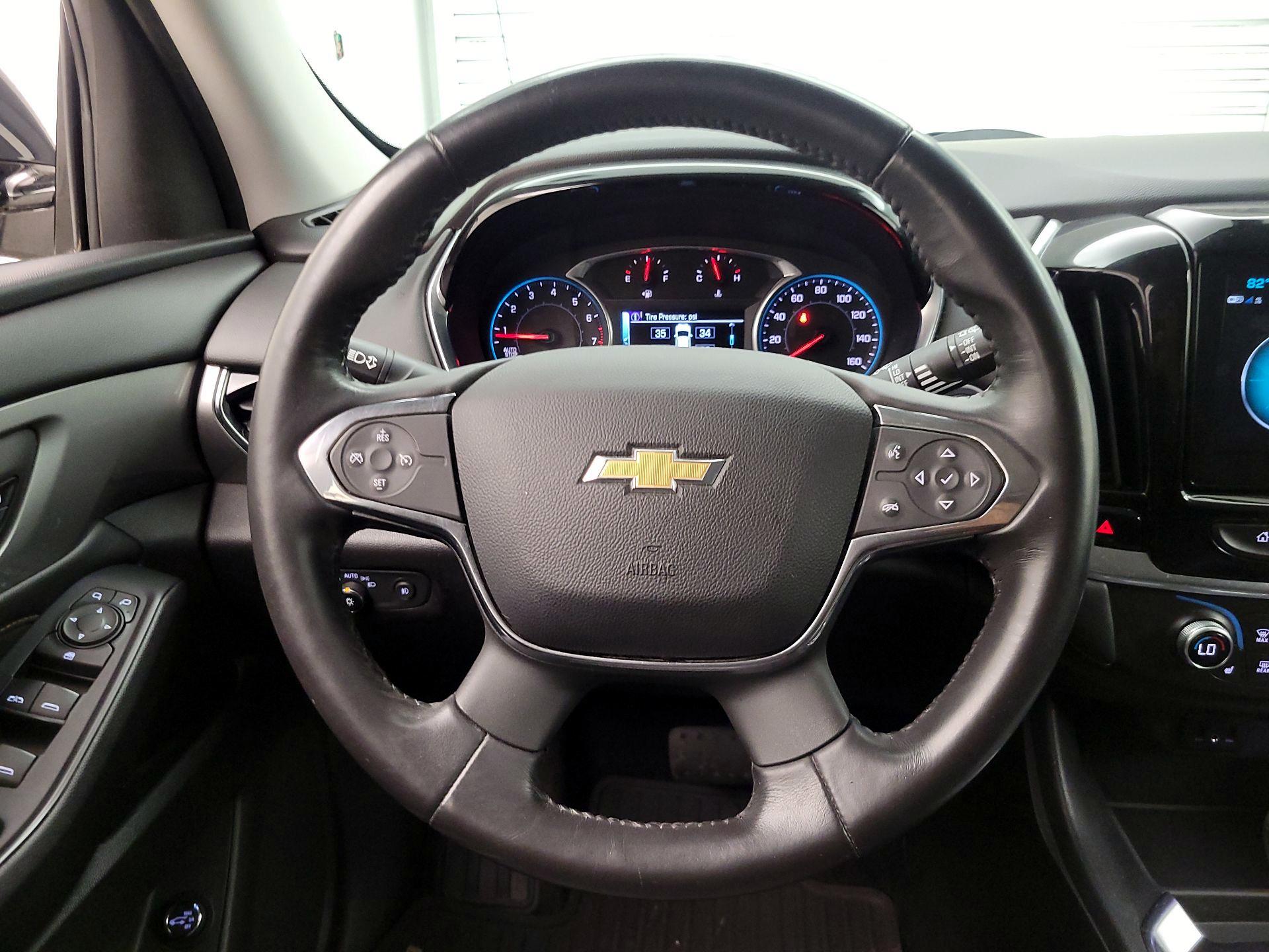 Thumbnail: 2018 Chevrolet Traverse - 10