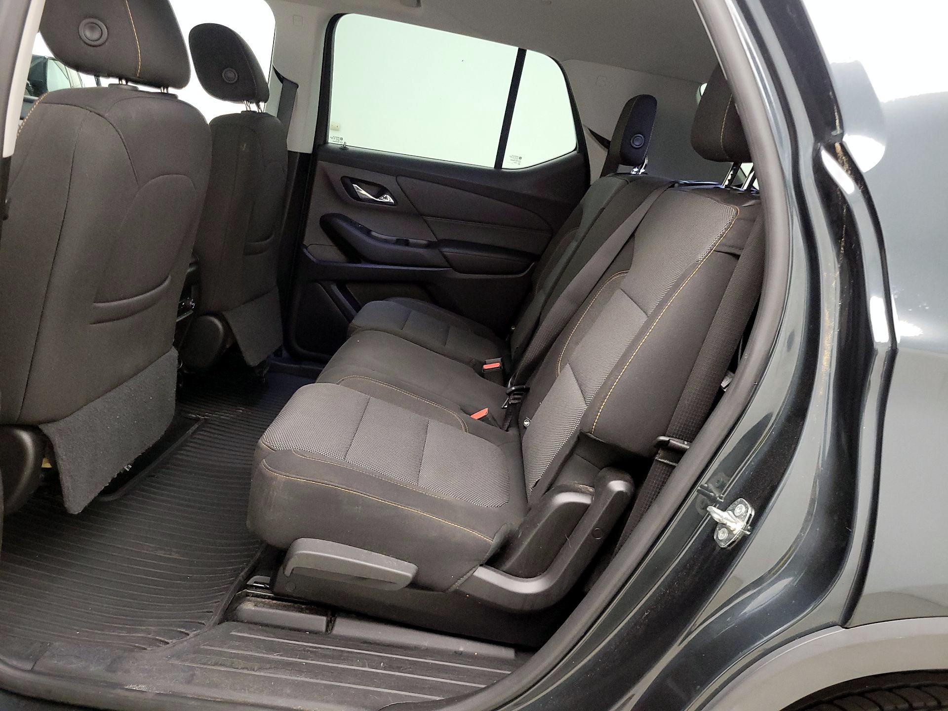 Thumbnail: 2018 Chevrolet Traverse - 19