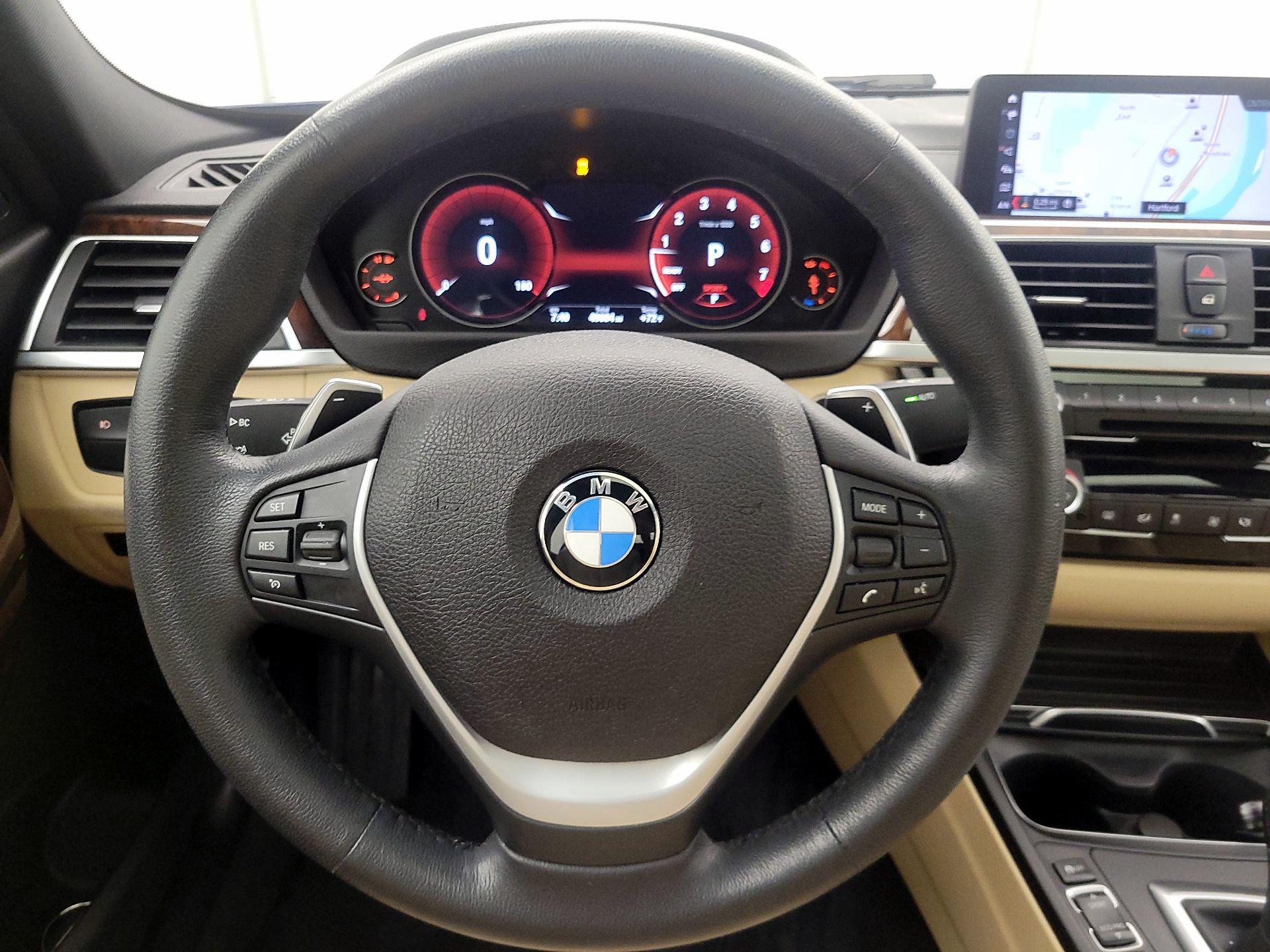 Thumbnail: 2018 BMW 3 Series - 10