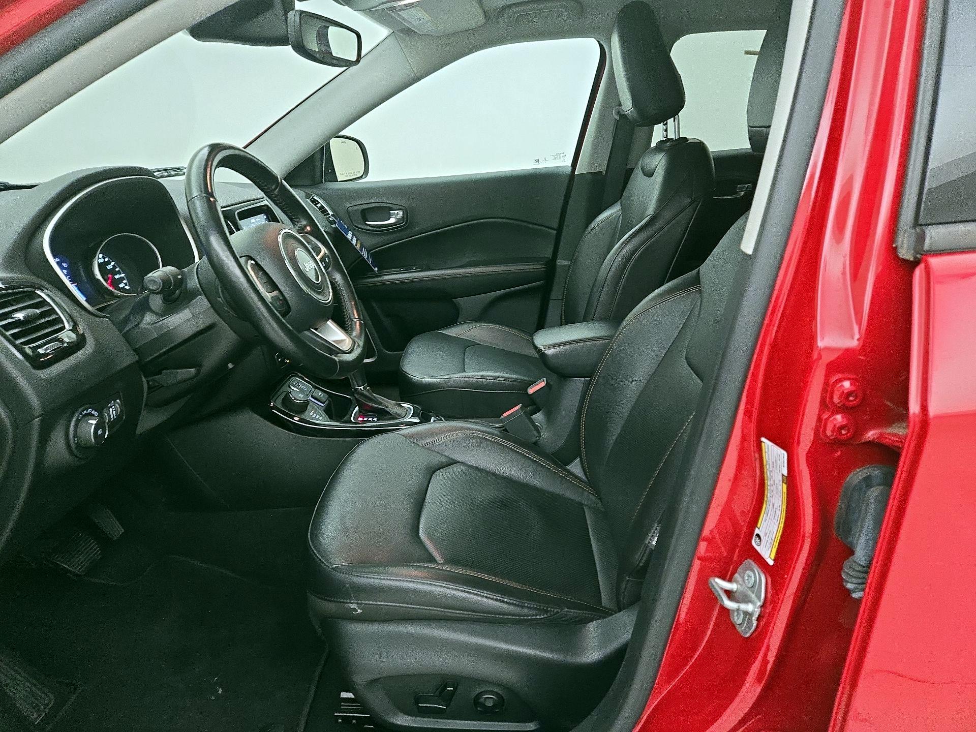 Thumbnail: 2021 Jeep Compass - 11