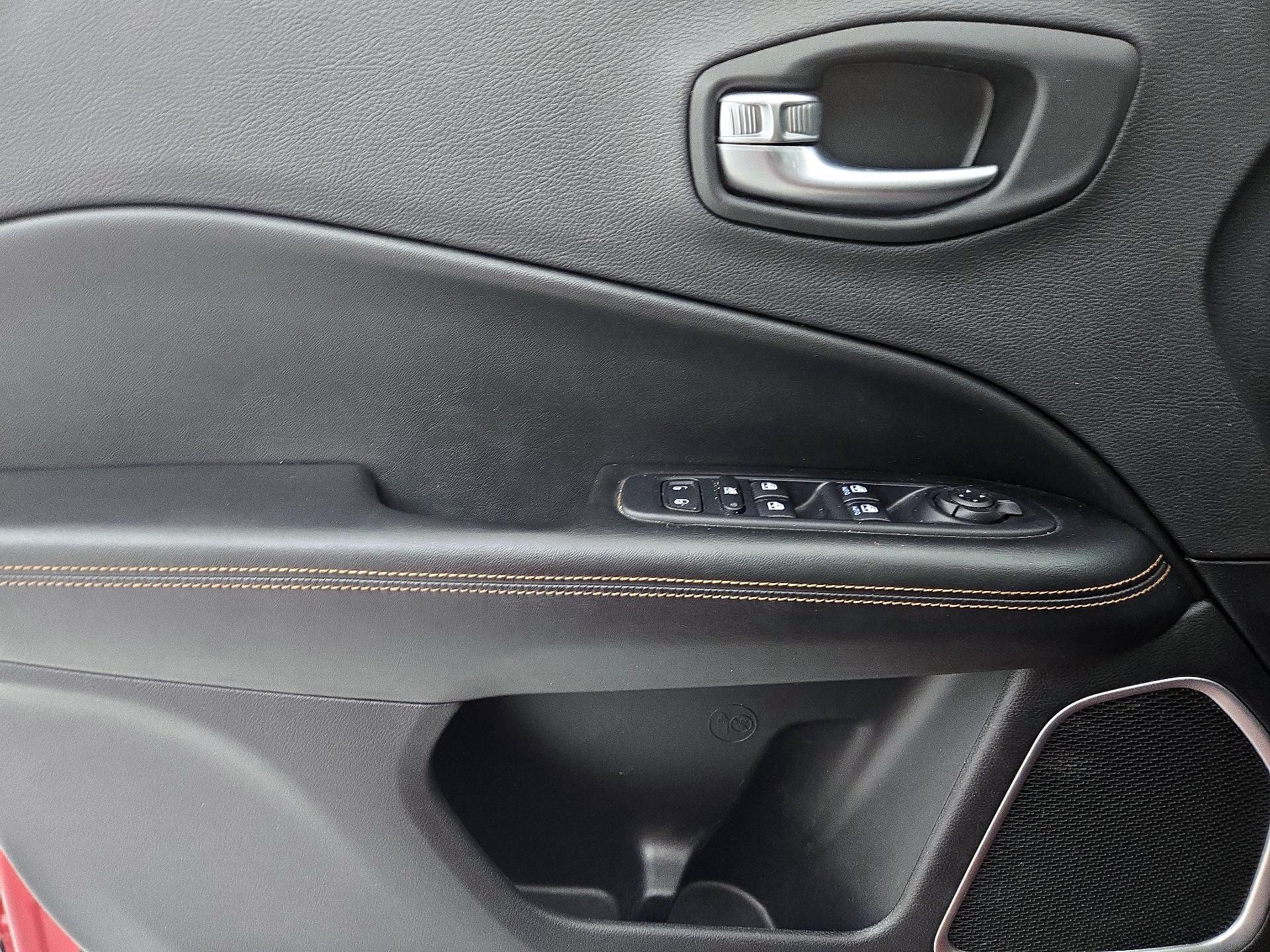 Thumbnail: 2021 Jeep Compass - 12