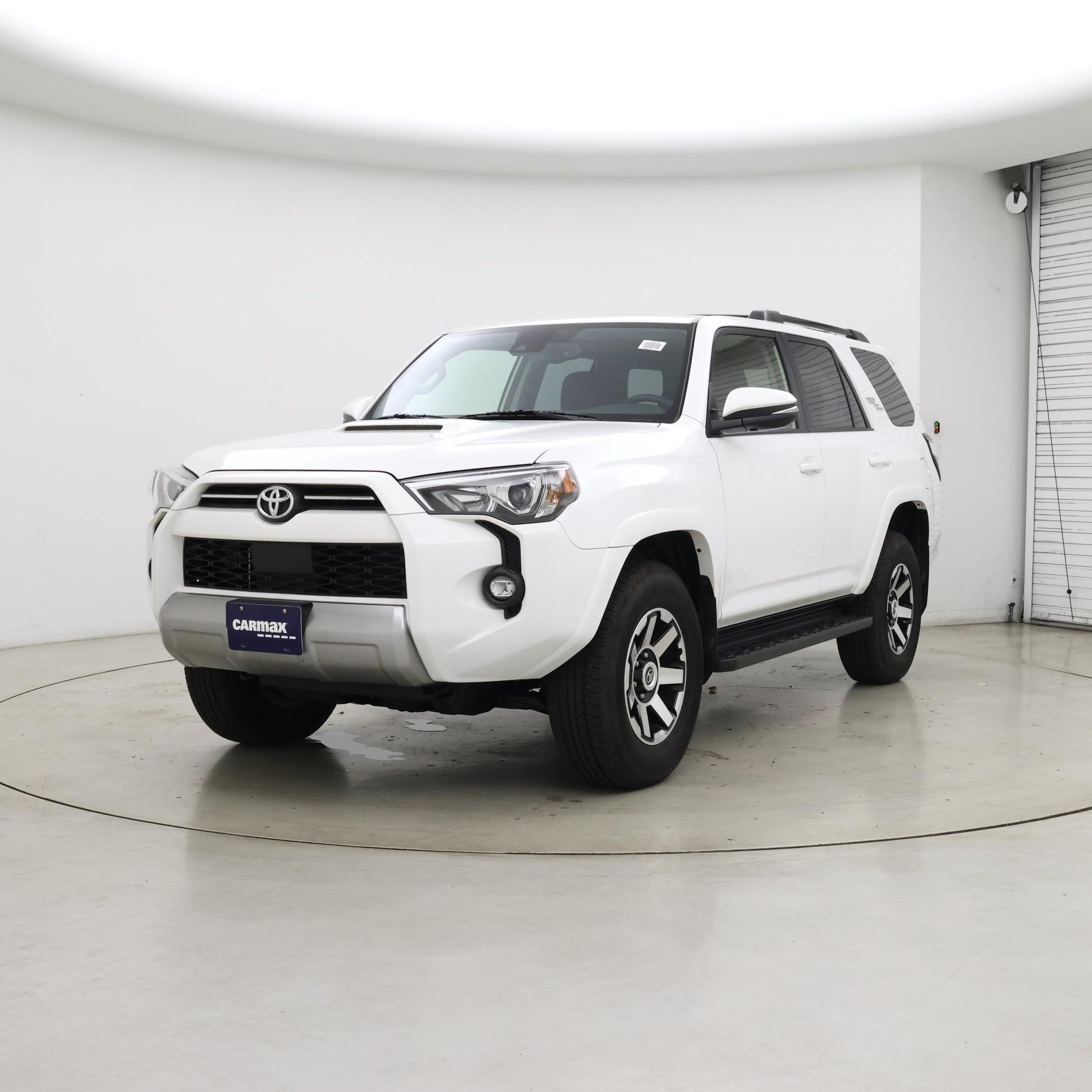 Thumbnail: 2023 Toyota 4Runner - 4