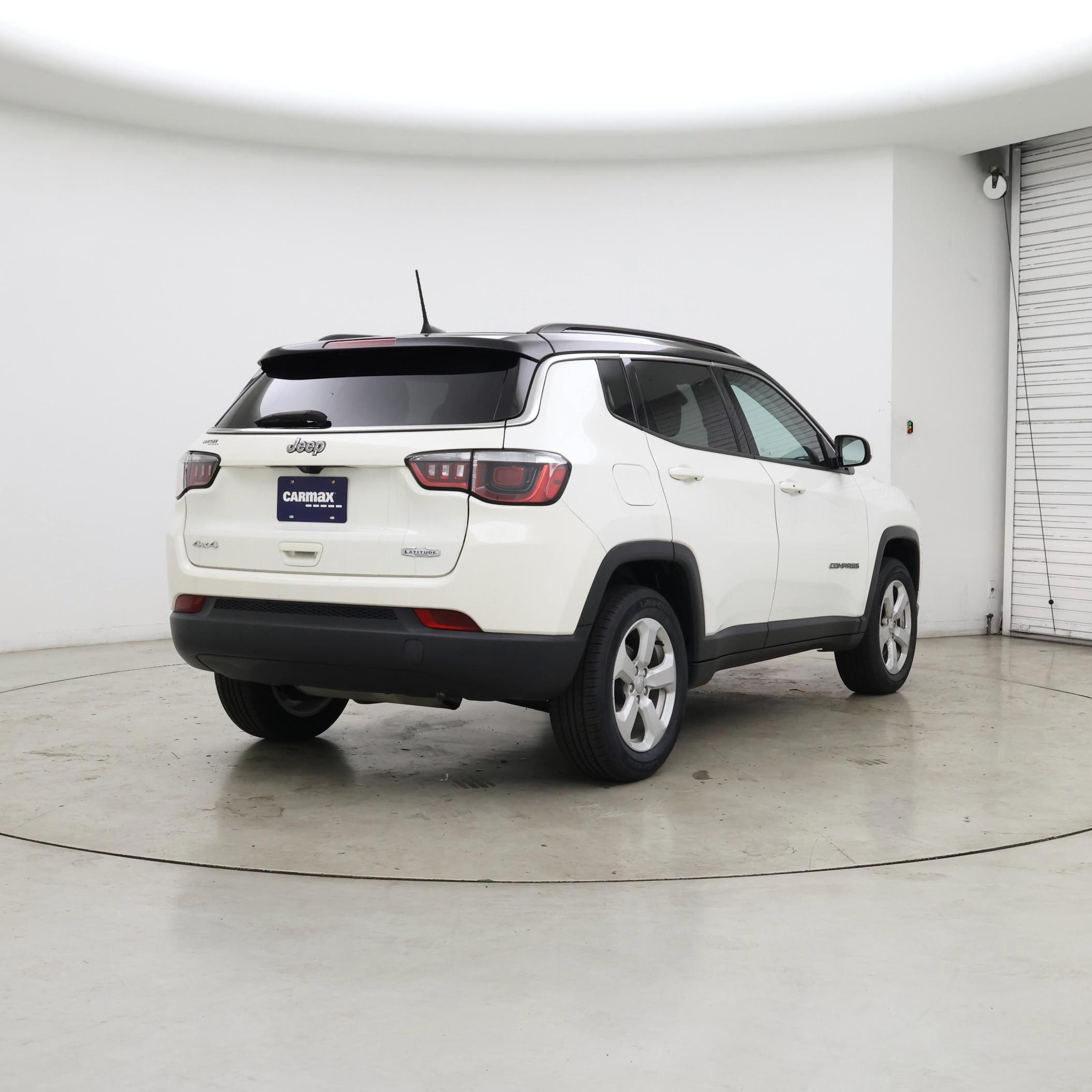 Thumbnail: 2020 Jeep Compass - 8