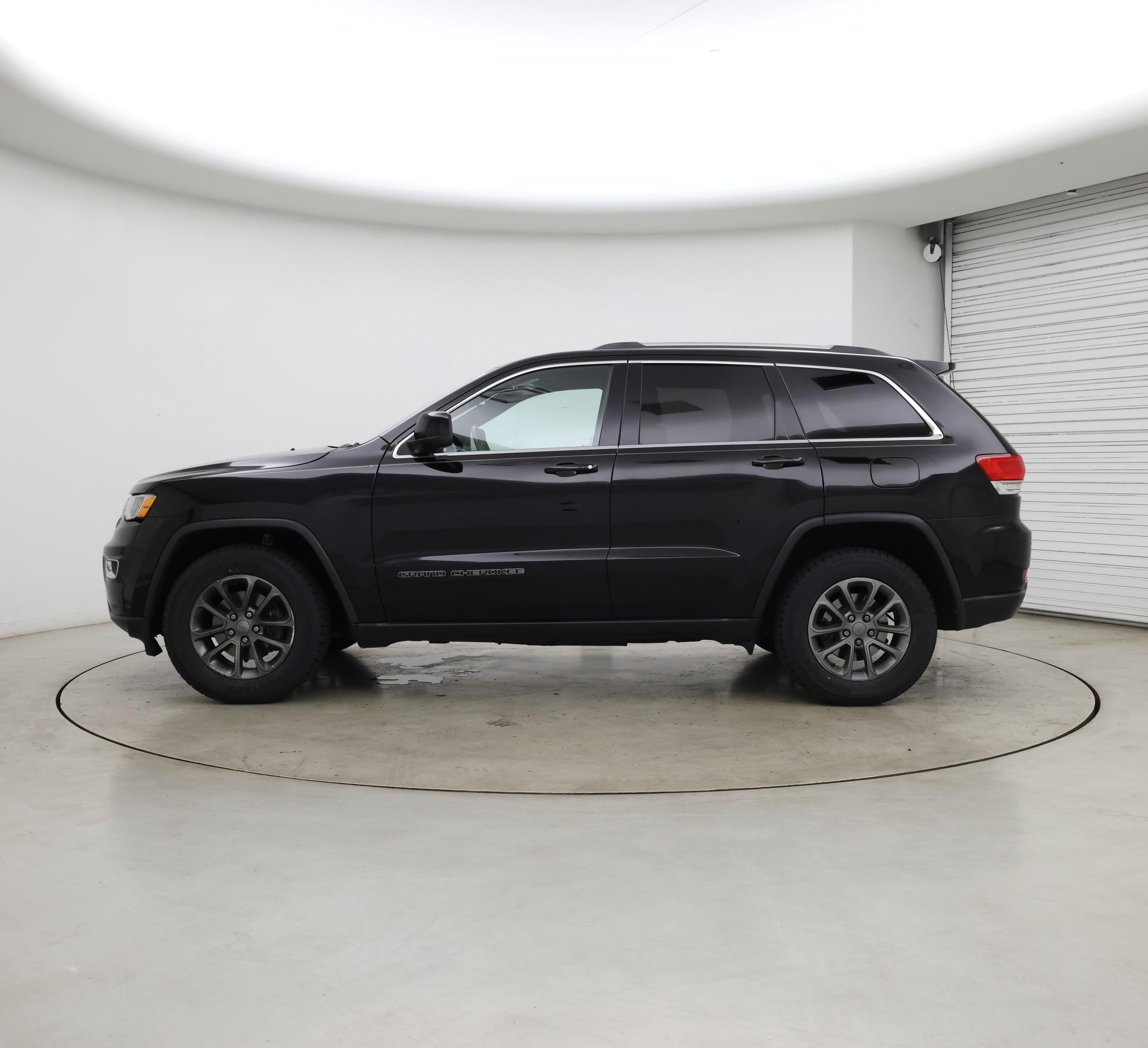 Thumbnail: 2018 Jeep Grand Cherokee - 3